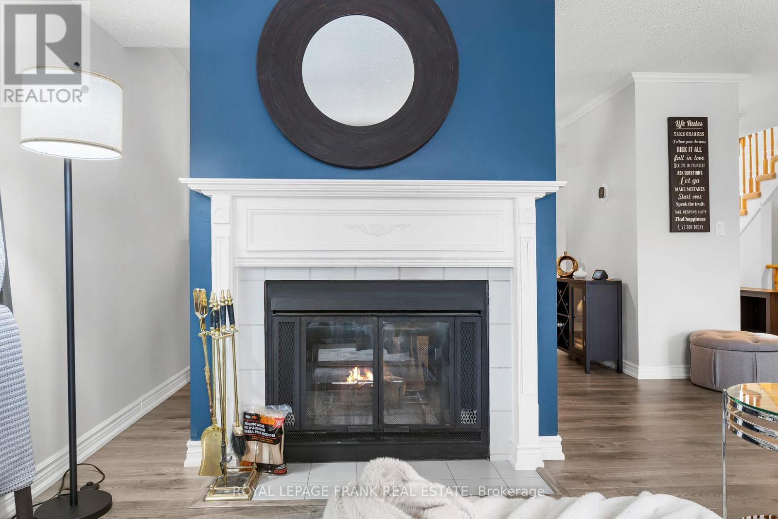 












E12 - 1665 NASH ROAD

,
Clarington (Courtice),




Ontario
L1E1S8

