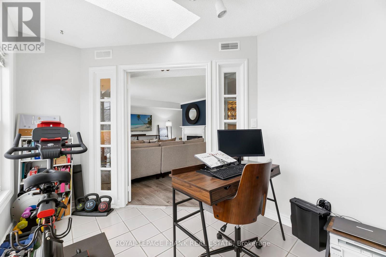 












E12 - 1665 NASH ROAD

,
Clarington (Courtice),




Ontario
L1E1S8

