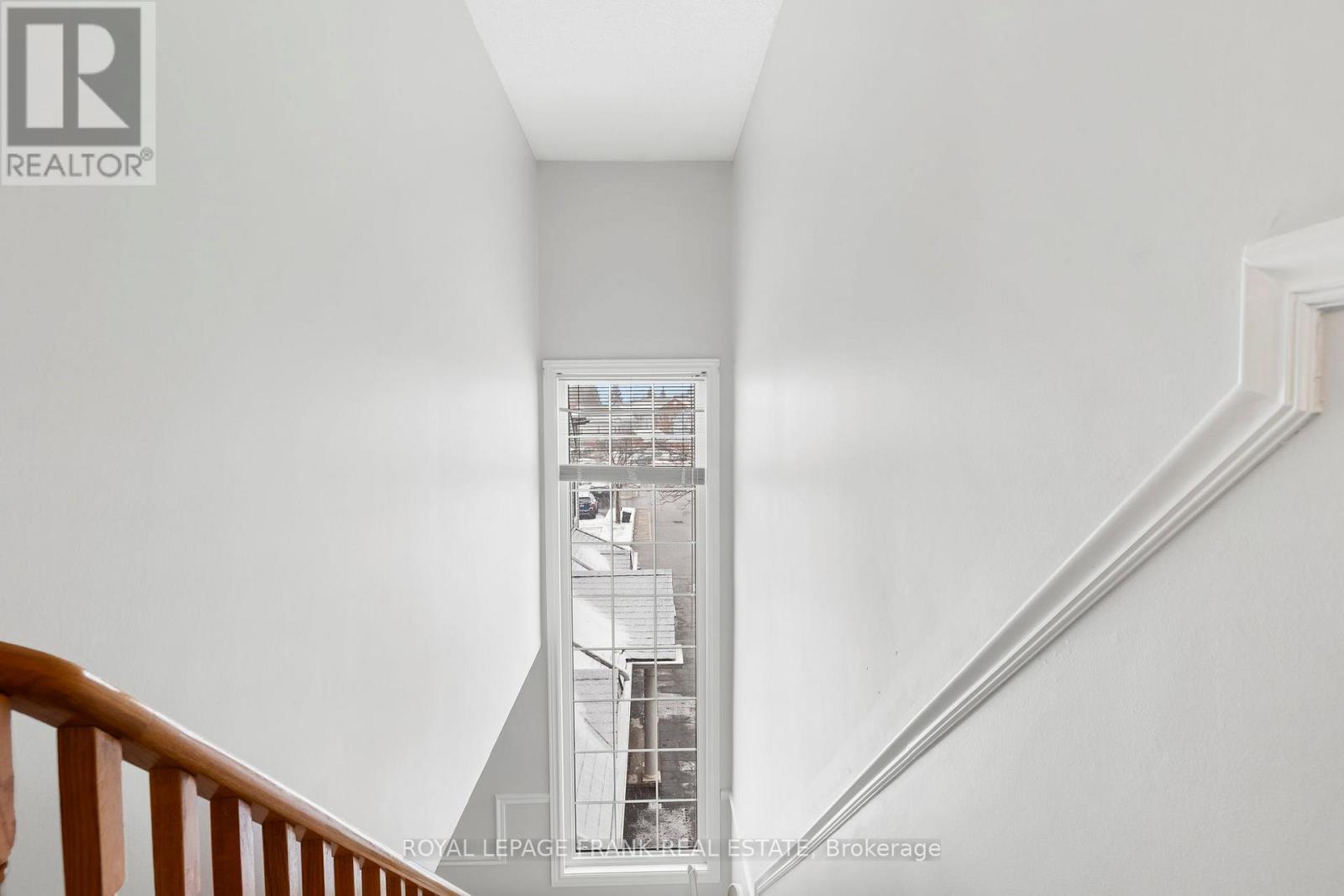 












E12 - 1665 NASH ROAD

,
Clarington (Courtice),




Ontario
L1E1S8

