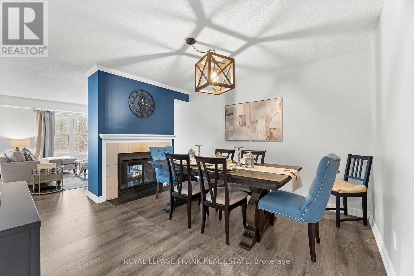 












E12 - 1665 NASH ROAD

,
Clarington (Courtice),




Ontario
L1E1S8

