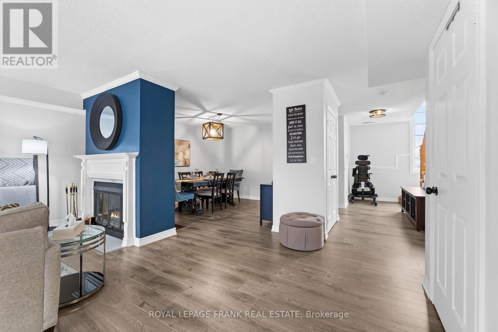 












E12 - 1665 NASH ROAD

,
Clarington (Courtice),




Ontario
L1E1S8

