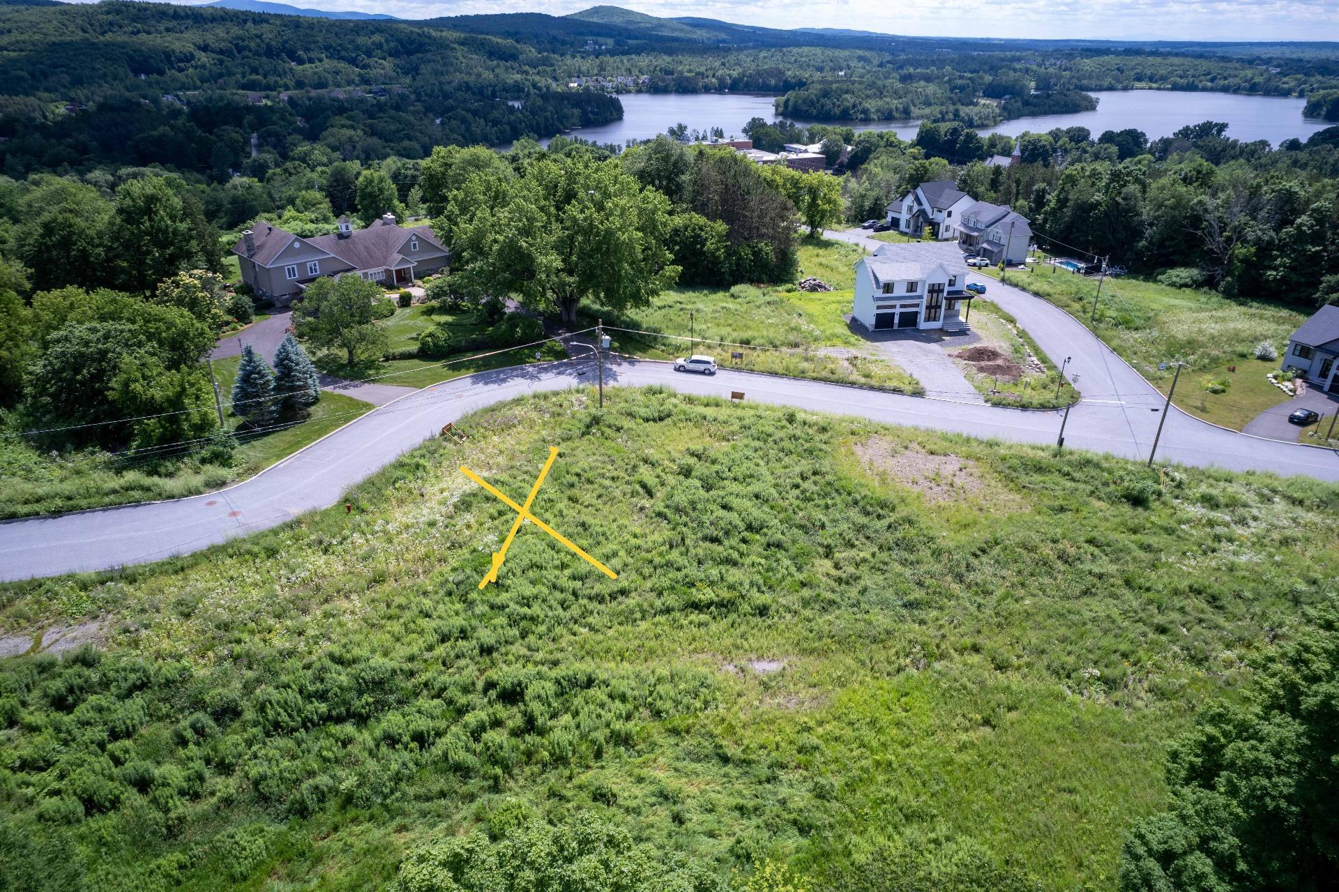 












Rue des Hauts-Prés

,
Cowansville,







QC
J2K3W1

