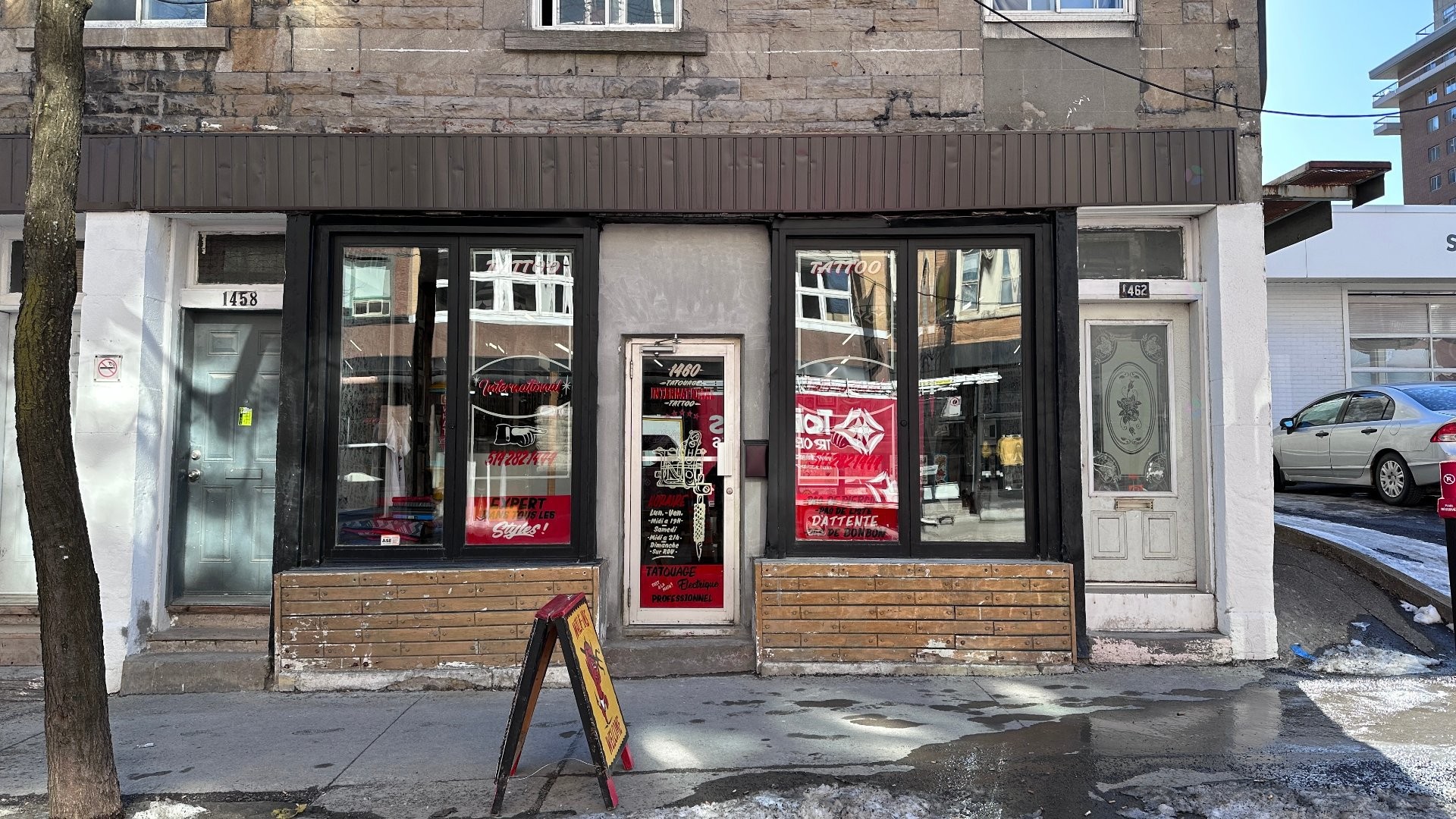 









1452

 - 1462


Rue Atateken

,
Montréal (Ville-Marie),




QC
H2L3L3

