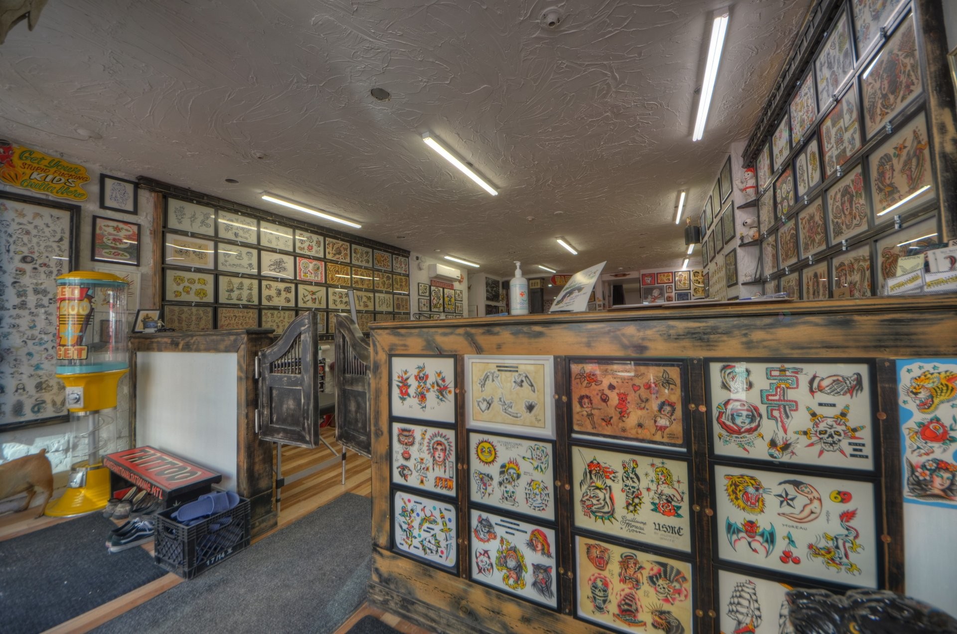 









1452

 - 1462


Rue Atateken

,
Montréal (Ville-Marie),




QC
H2L3L3

