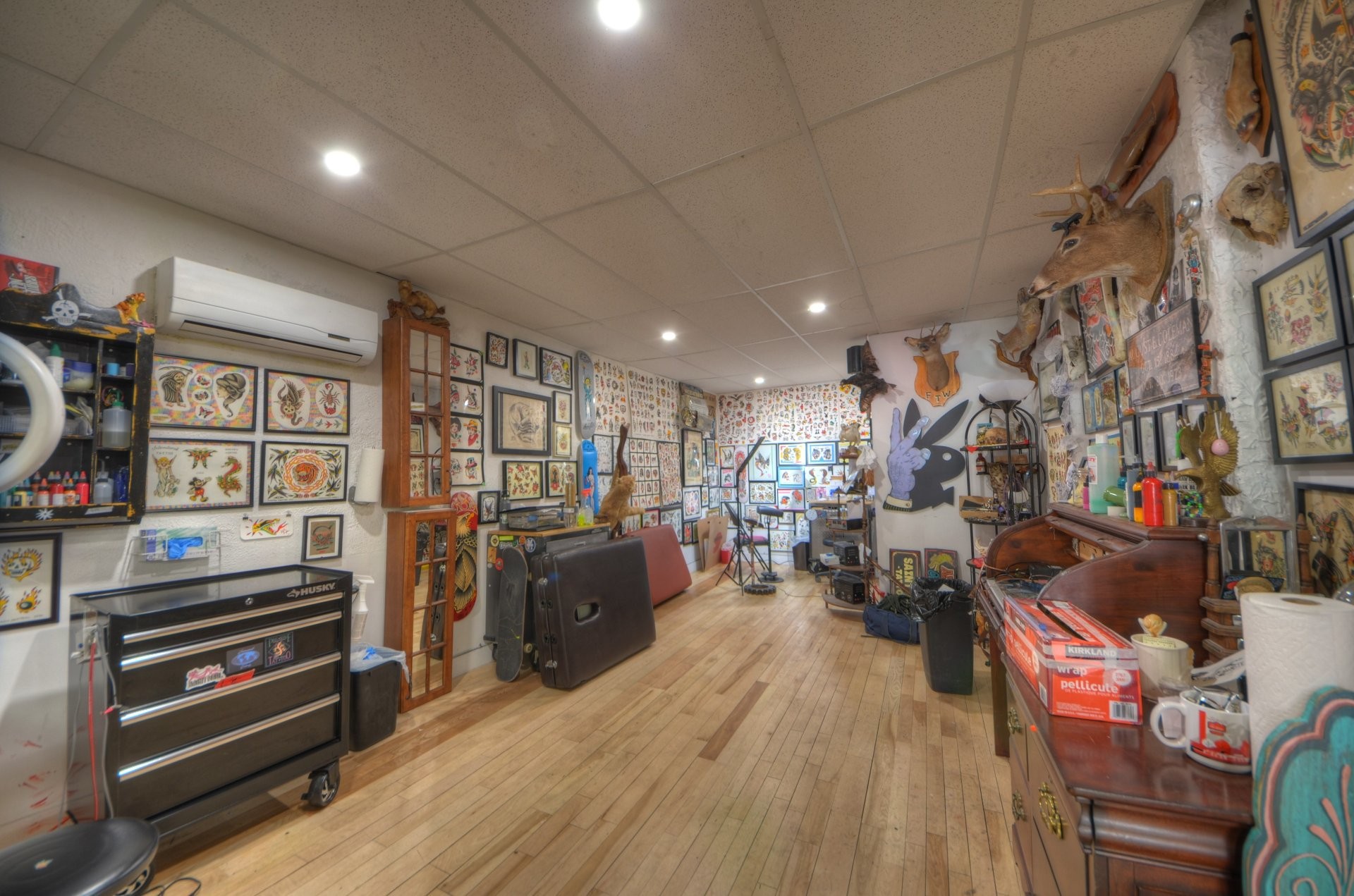 









1452

 - 1462


Rue Atateken

,
Montréal (Ville-Marie),




QC
H2L3L3

