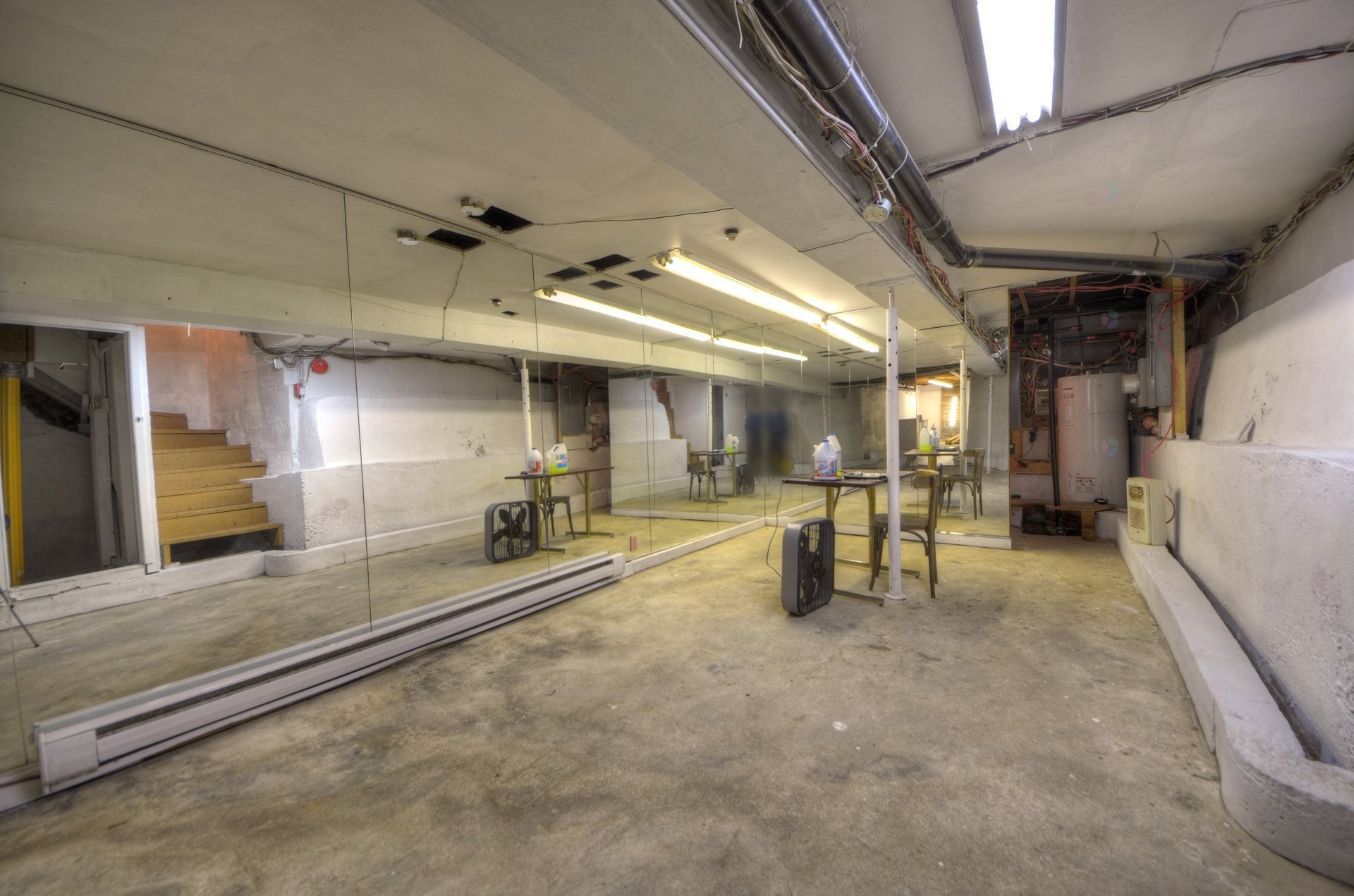 









1452

 - 1462


Rue Atateken

,
Montréal (Ville-Marie),




QC
H2L3L3

