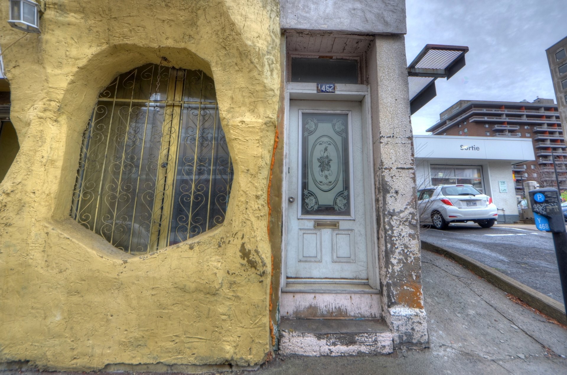 









1452

 - 1462


Rue Atateken

,
Montréal (Ville-Marie),




QC
H2L3L3

