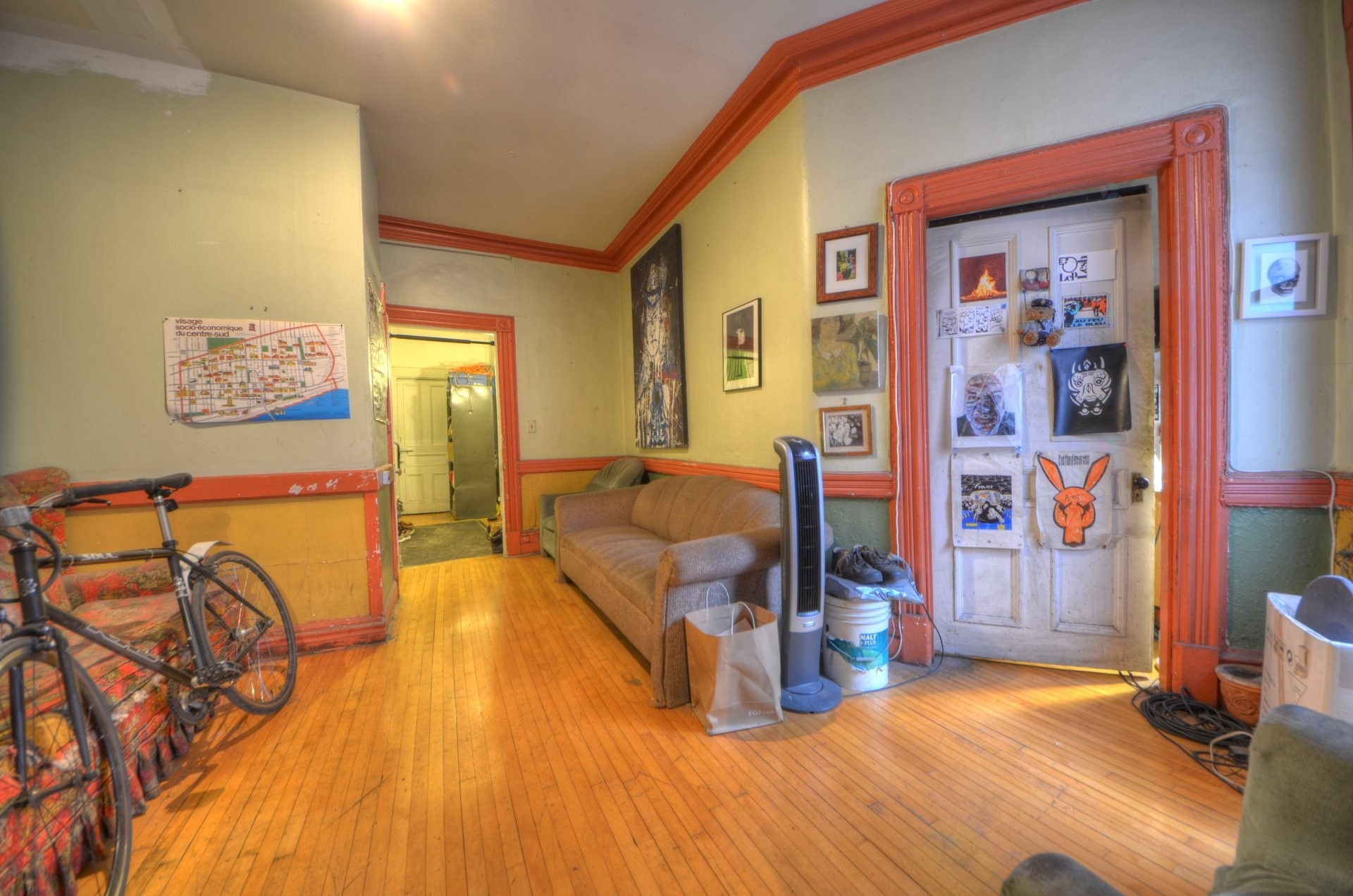 









1452

 - 1462


Rue Atateken

,
Montréal (Ville-Marie),




QC
H2L3L3

