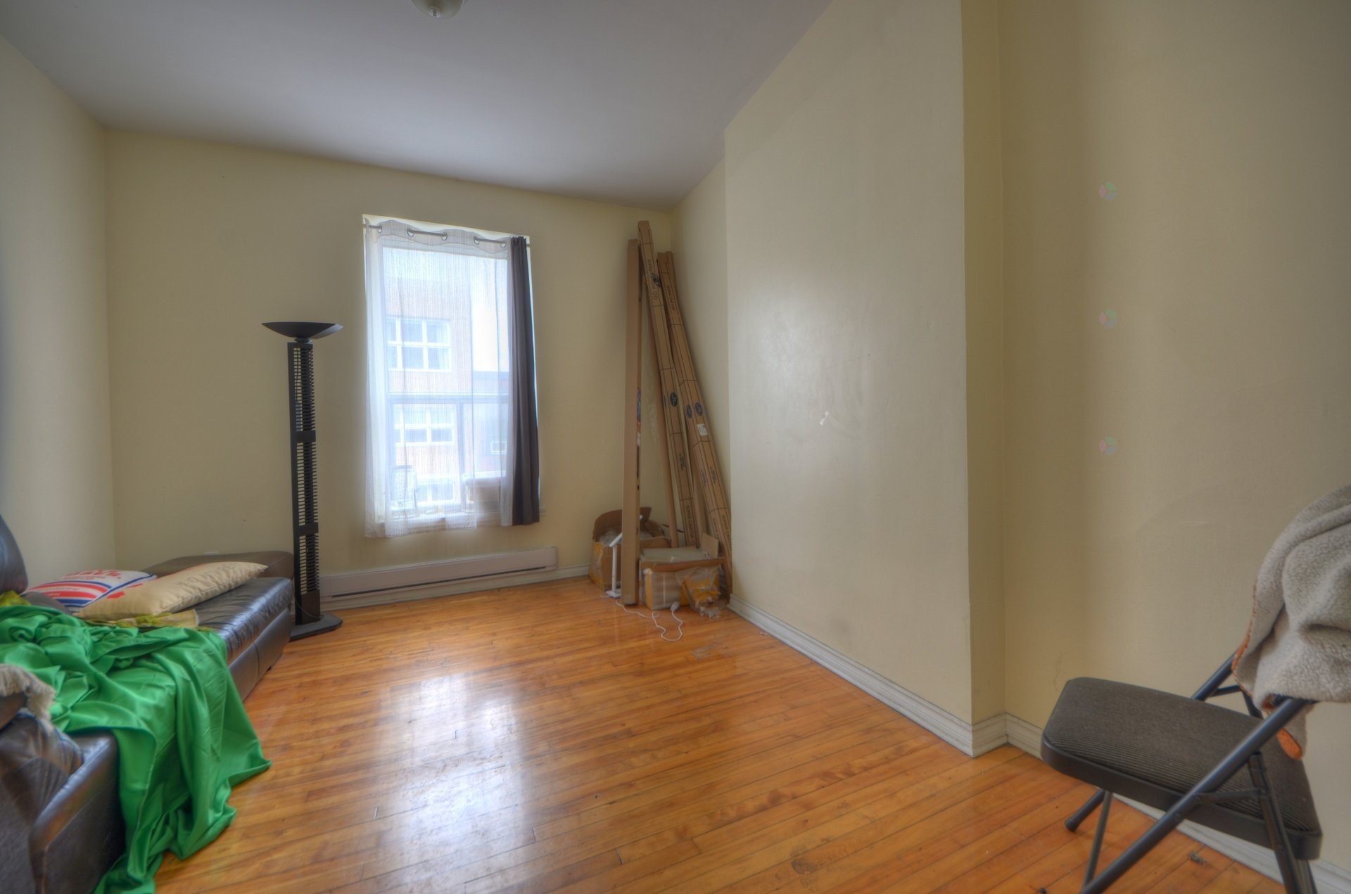 









1452

 - 1462


Rue Atateken

,
Montréal (Ville-Marie),




QC
H2L3L3

