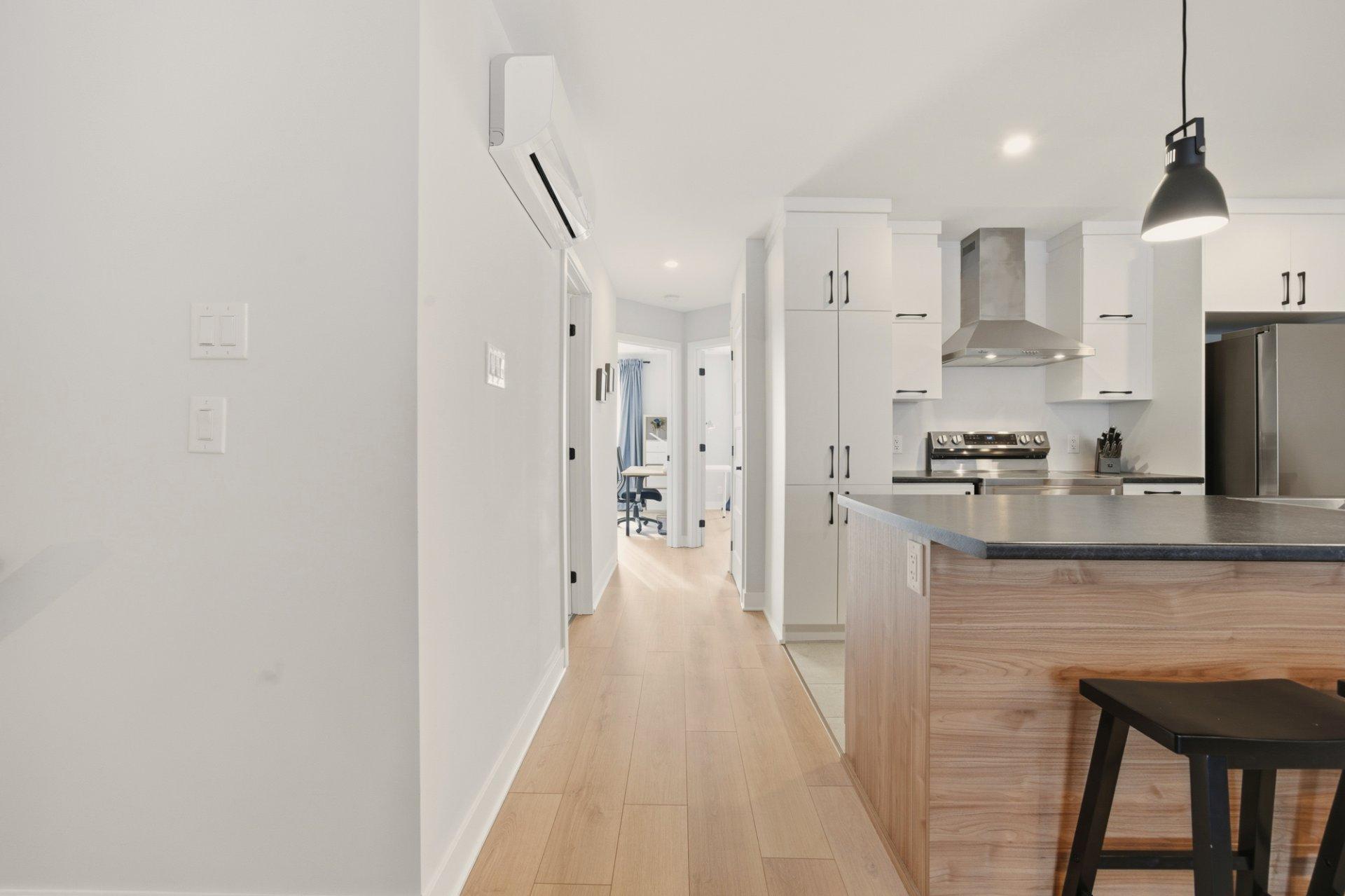 









900


Rue du Gisement

, 7,
Sherbrooke (Les Nations),




QC
J1H0N4

