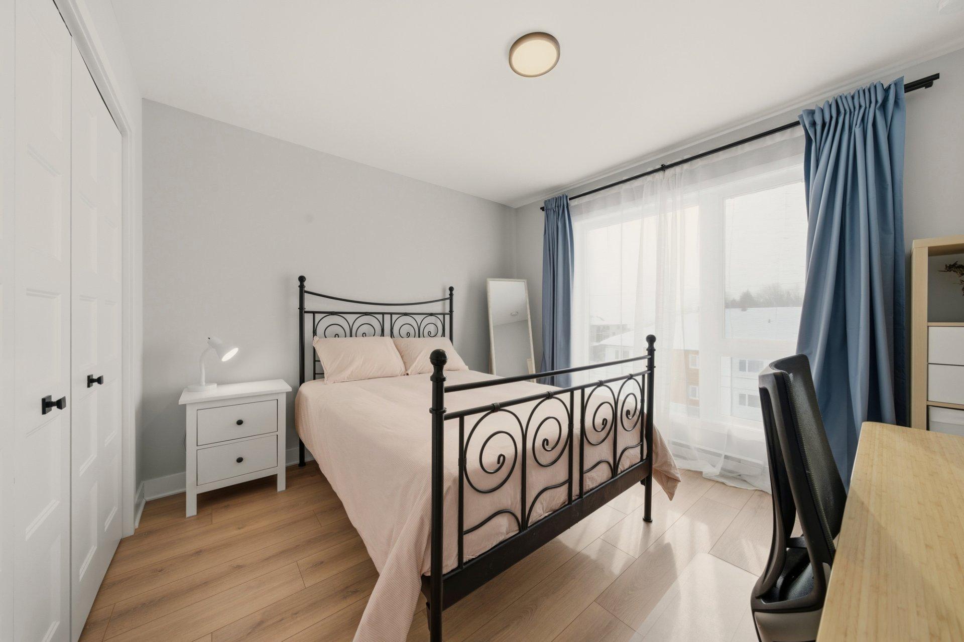 









900


Rue du Gisement

, 7,
Sherbrooke (Les Nations),




QC
J1H0N4

