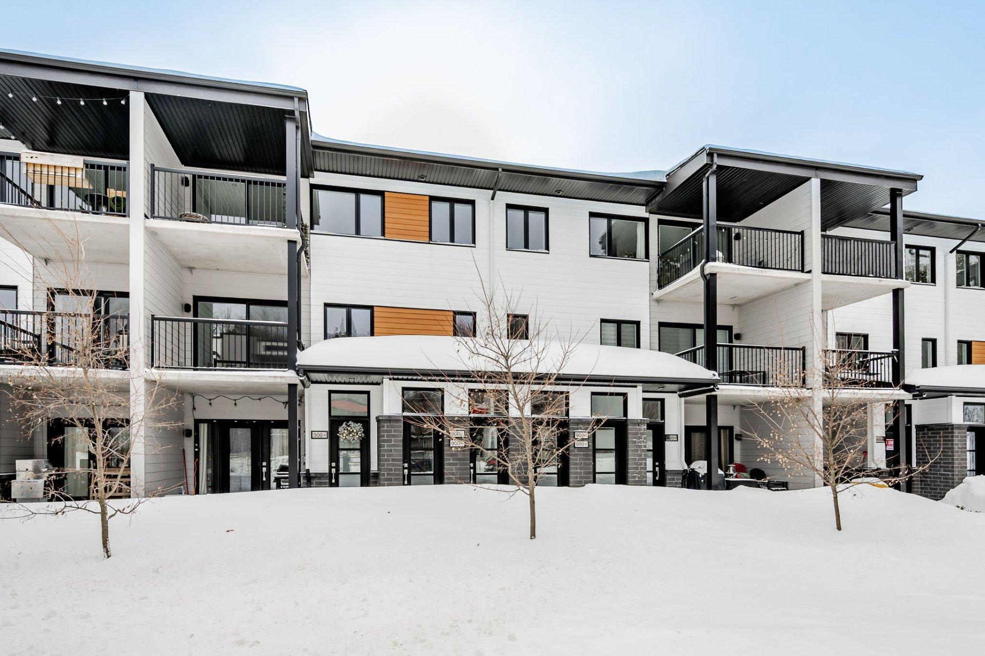 









900


Rue du Gisement

, 7,
Sherbrooke (Les Nations),




QC
J1H0N4

