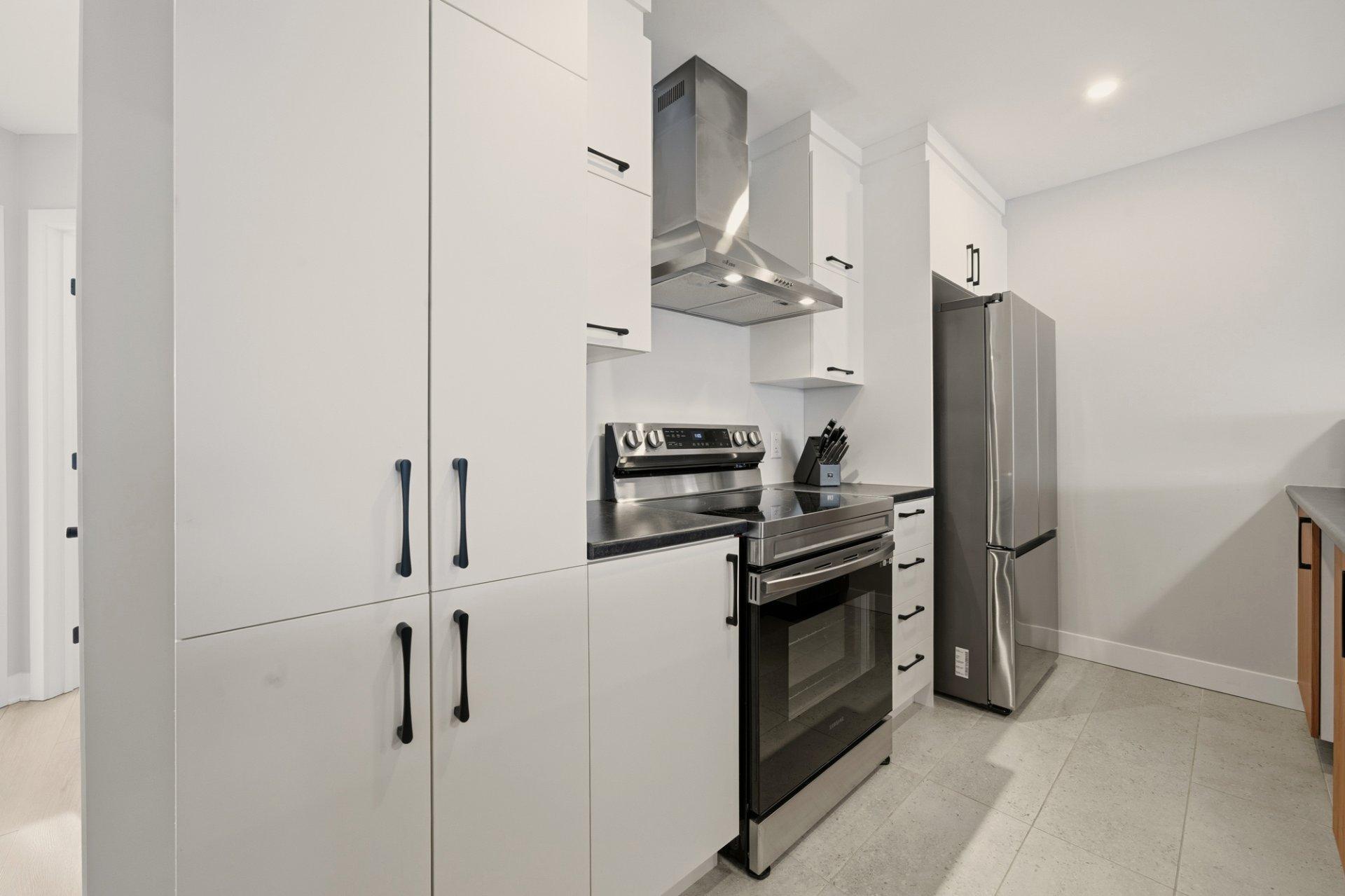 









900


Rue du Gisement

, 7,
Sherbrooke (Les Nations),




QC
J1H0N4

