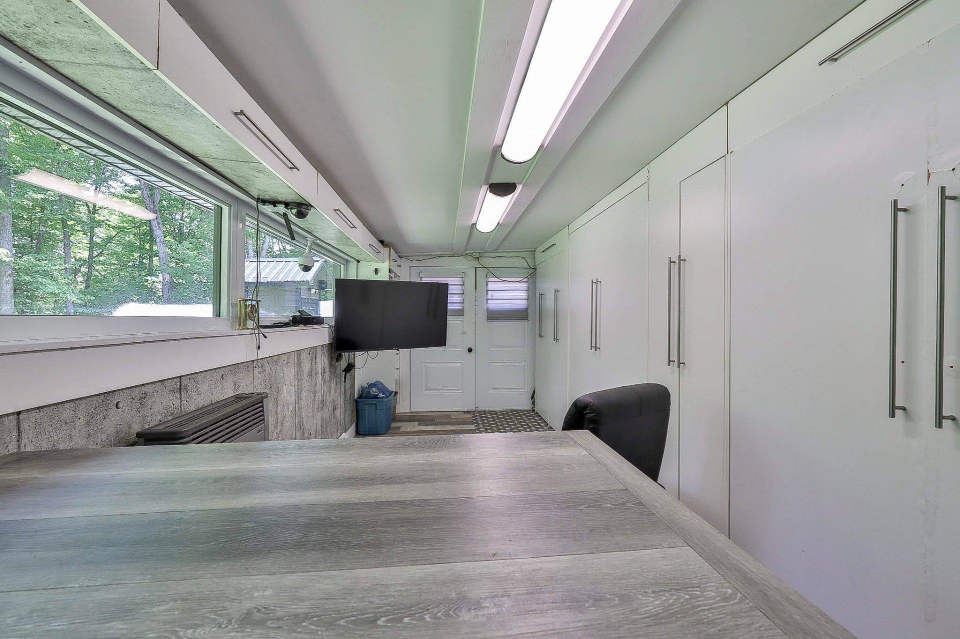 









6


Ch. de la Pruche

,
Déléage,




QC
J9E3A8

