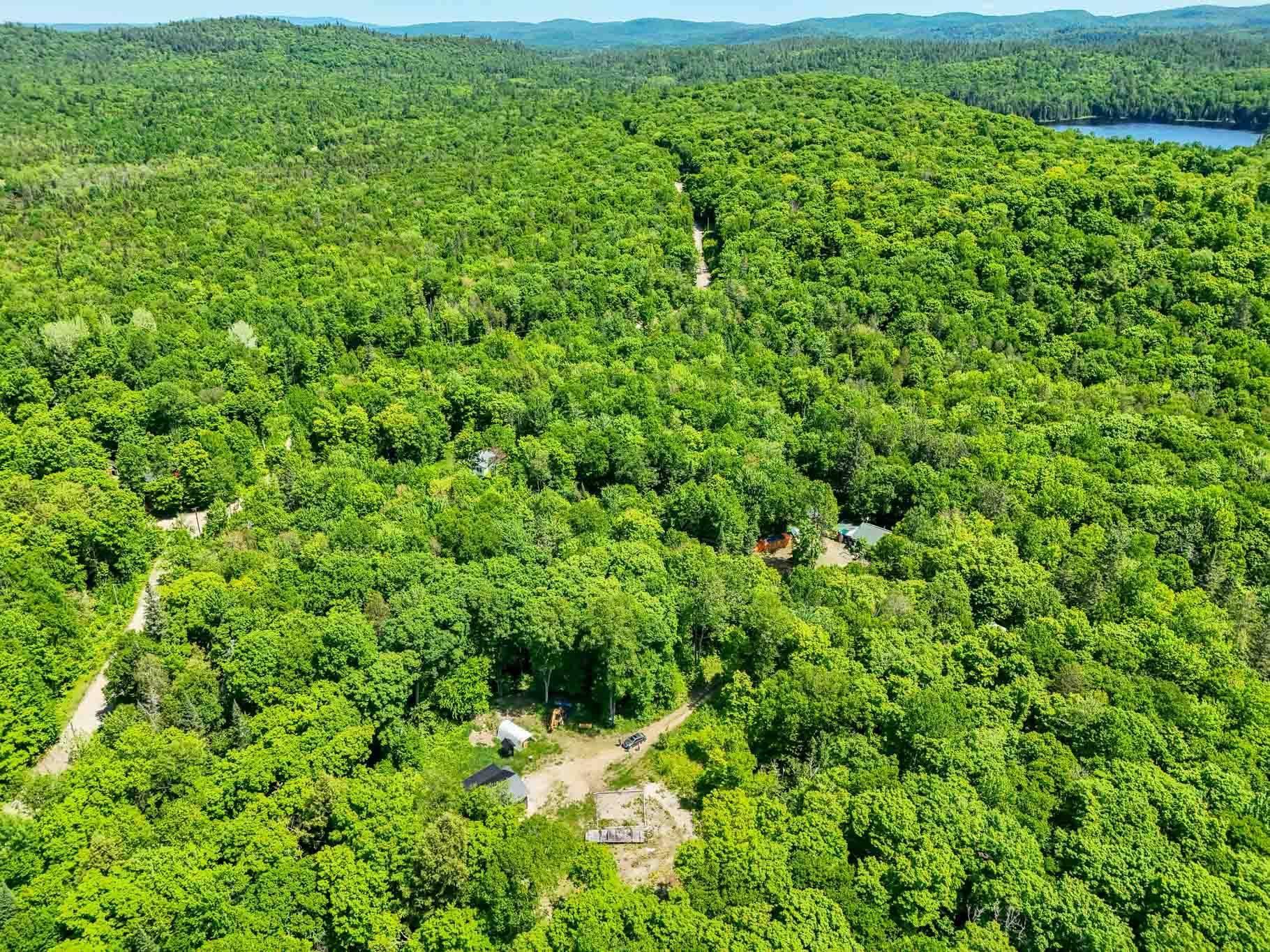 









6


Ch. de la Pruche

,
Déléage,




QC
J9E3A8

