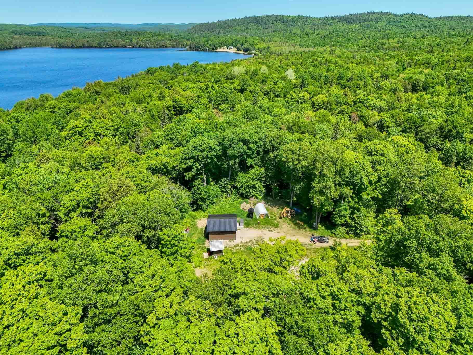 









6


Ch. de la Pruche

,
Déléage,




QC
J9E3A8

