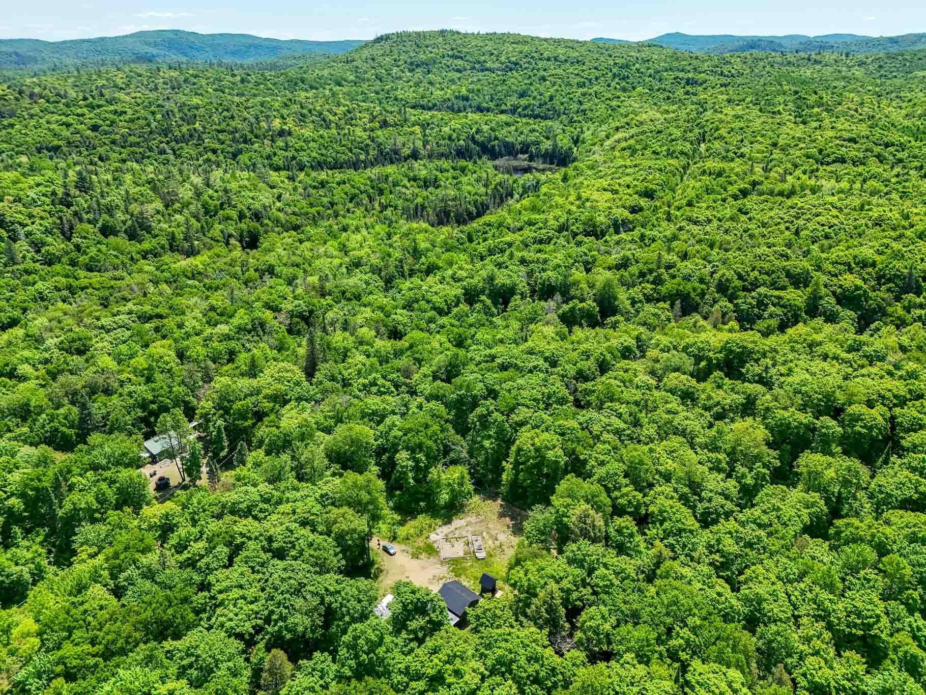 









6


Ch. de la Pruche

,
Déléage,




QC
J9E3A8

