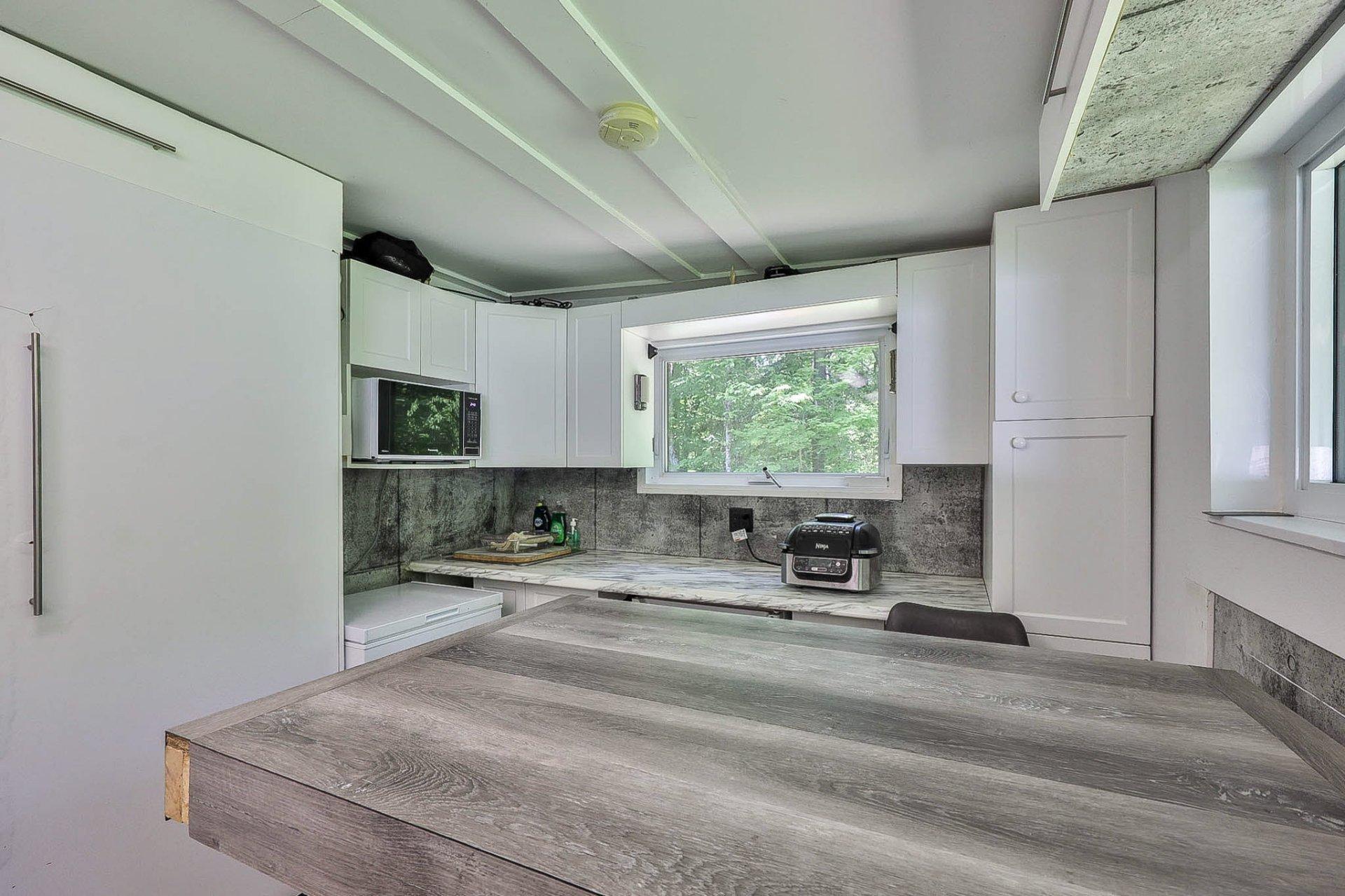 









6


Ch. de la Pruche

,
Déléage,




QC
J9E3A8

