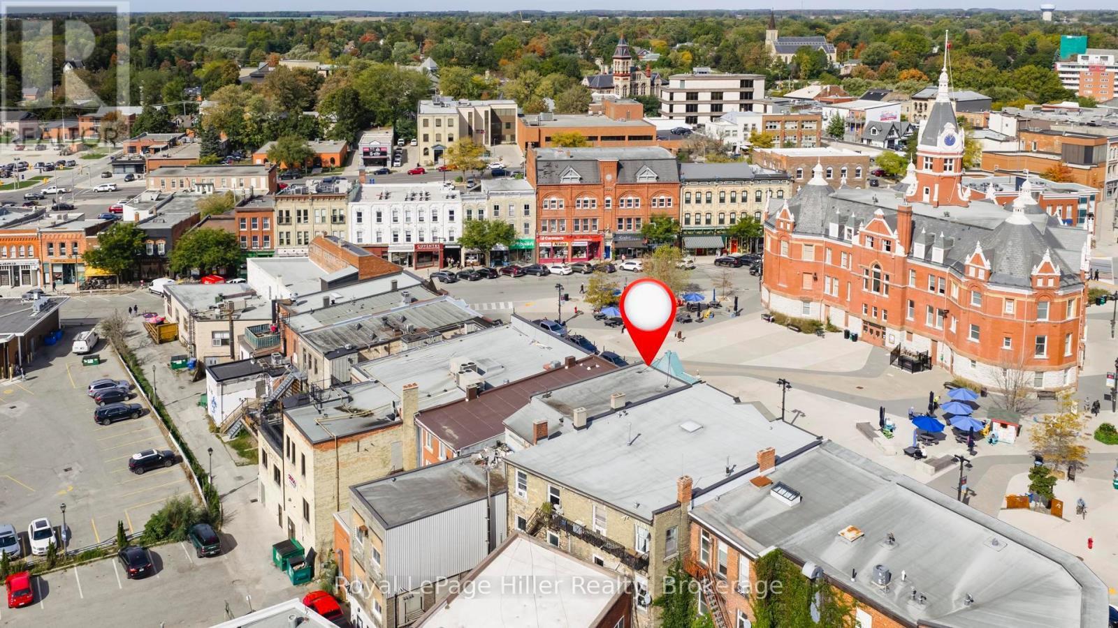 












21 MARKET PLACE E

,
Stratford,




Ontario
N5A1A4

