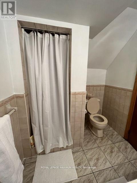 












LOWER - 48 PLOWSHARE CRESCENT

,
Toronto,




Ontario
M9V4Y2

