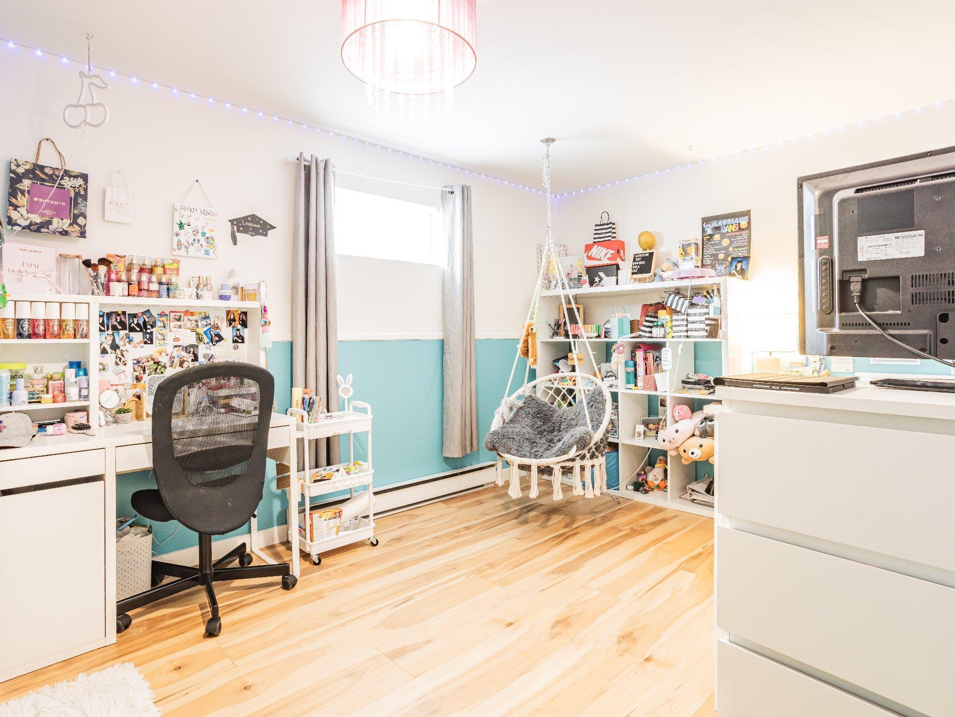 









1530


Route de la Cité-des-Jeunes

,
Saint-Lazare,




QC
J7T2B8

