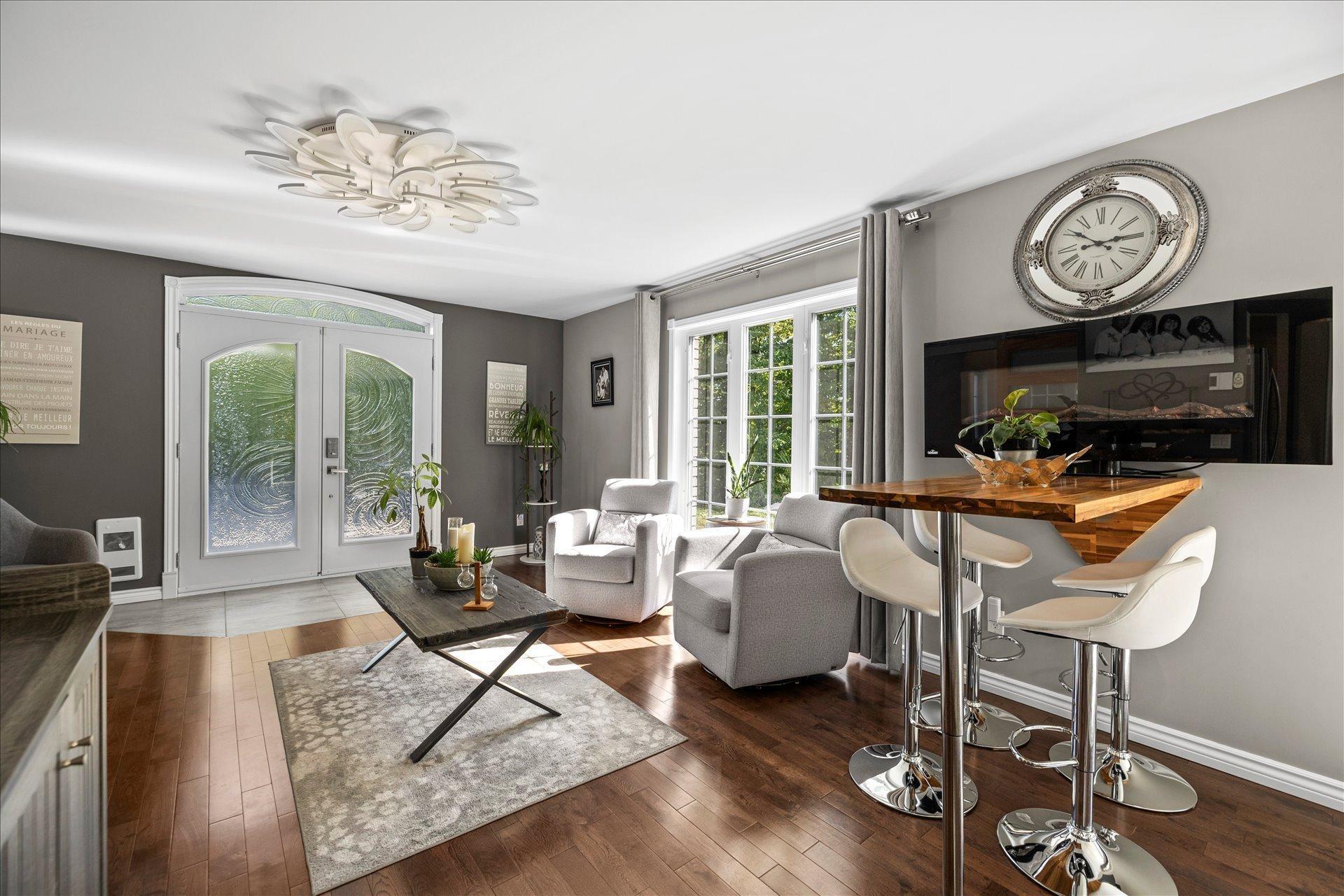 









2326


Ch. Lonsdale E.

,
L'Ange-Gardien,




QC
J8L0G1

