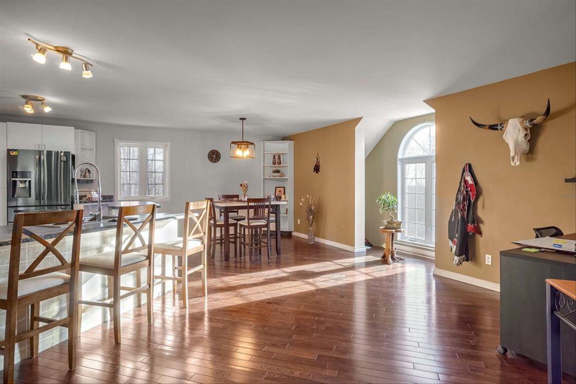 









2326


Ch. Lonsdale E.

,
L'Ange-Gardien,




QC
J8L0G1

