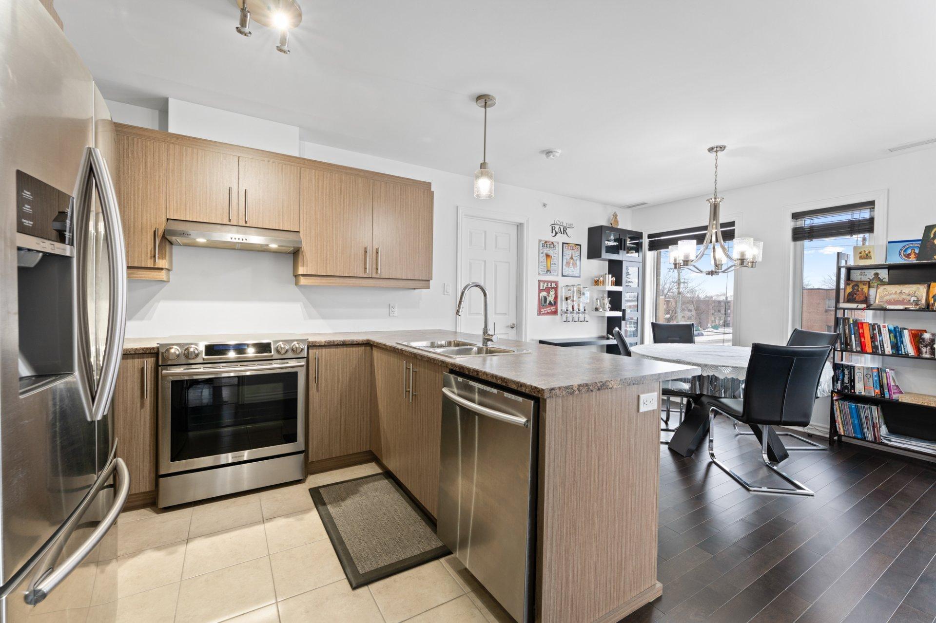 









121


Rue François-Souillard

, 301,
Laval (Laval-des-Rapides),




QC
H7N5J7

