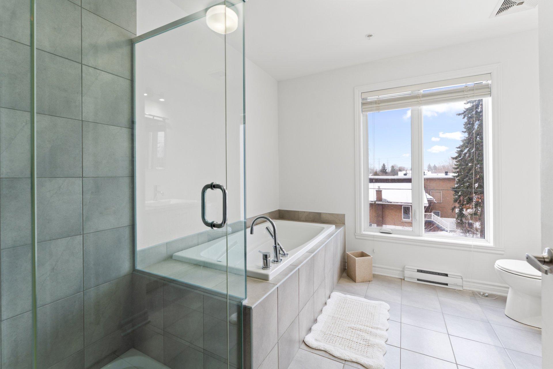 









121


Rue François-Souillard

, 301,
Laval (Laval-des-Rapides),




QC
H7N5J7

