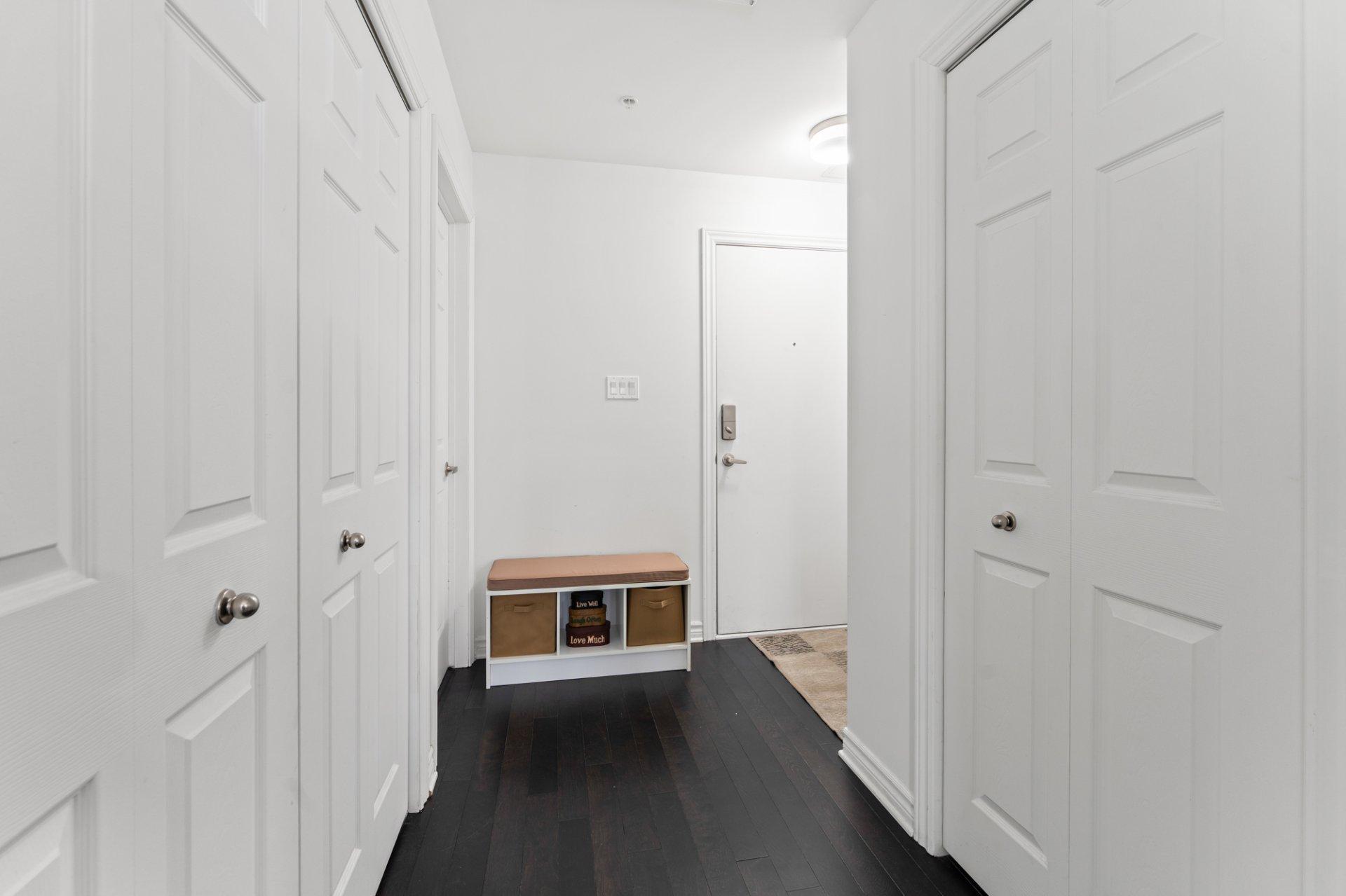 









121


Rue François-Souillard

, 301,
Laval (Laval-des-Rapides),




QC
H7N5J7

