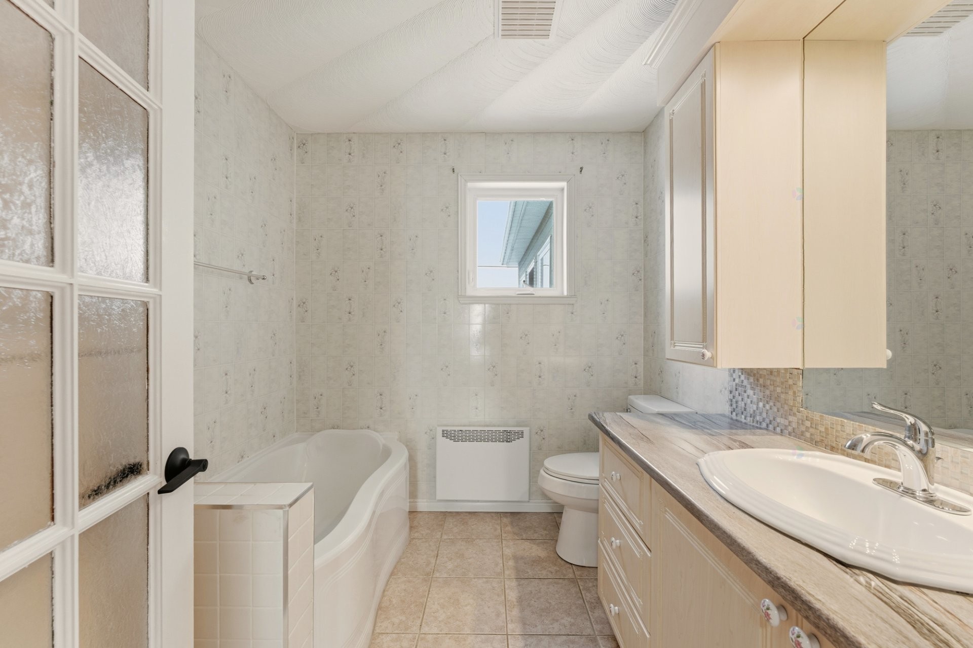 









576


Rue Principale

,
Sainte-Brigide-d'Iberville,




QC
J0J1X0

