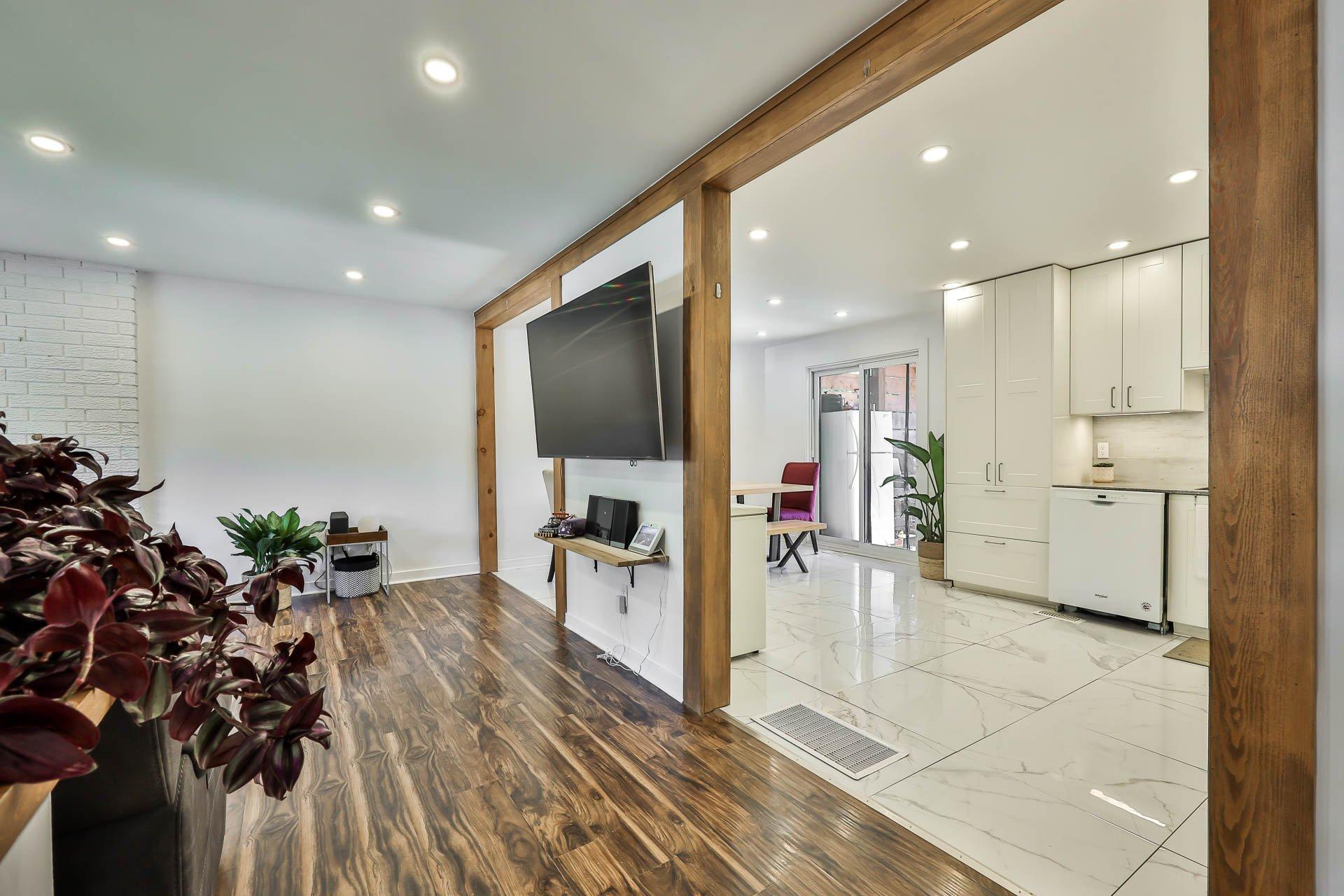 









657


Rue Sigouin

,
Gatineau (Gatineau),




QC
J8P5H7

