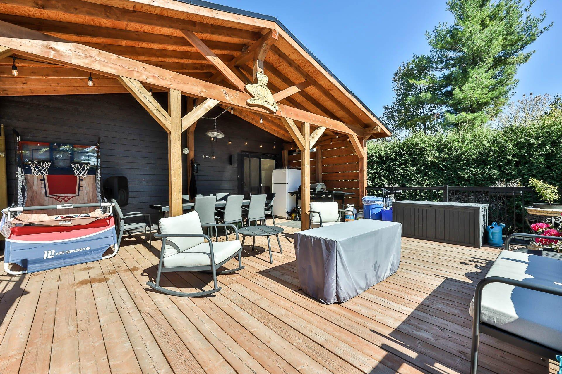 









657


Rue Sigouin

,
Gatineau (Gatineau),




QC
J8P5H7

