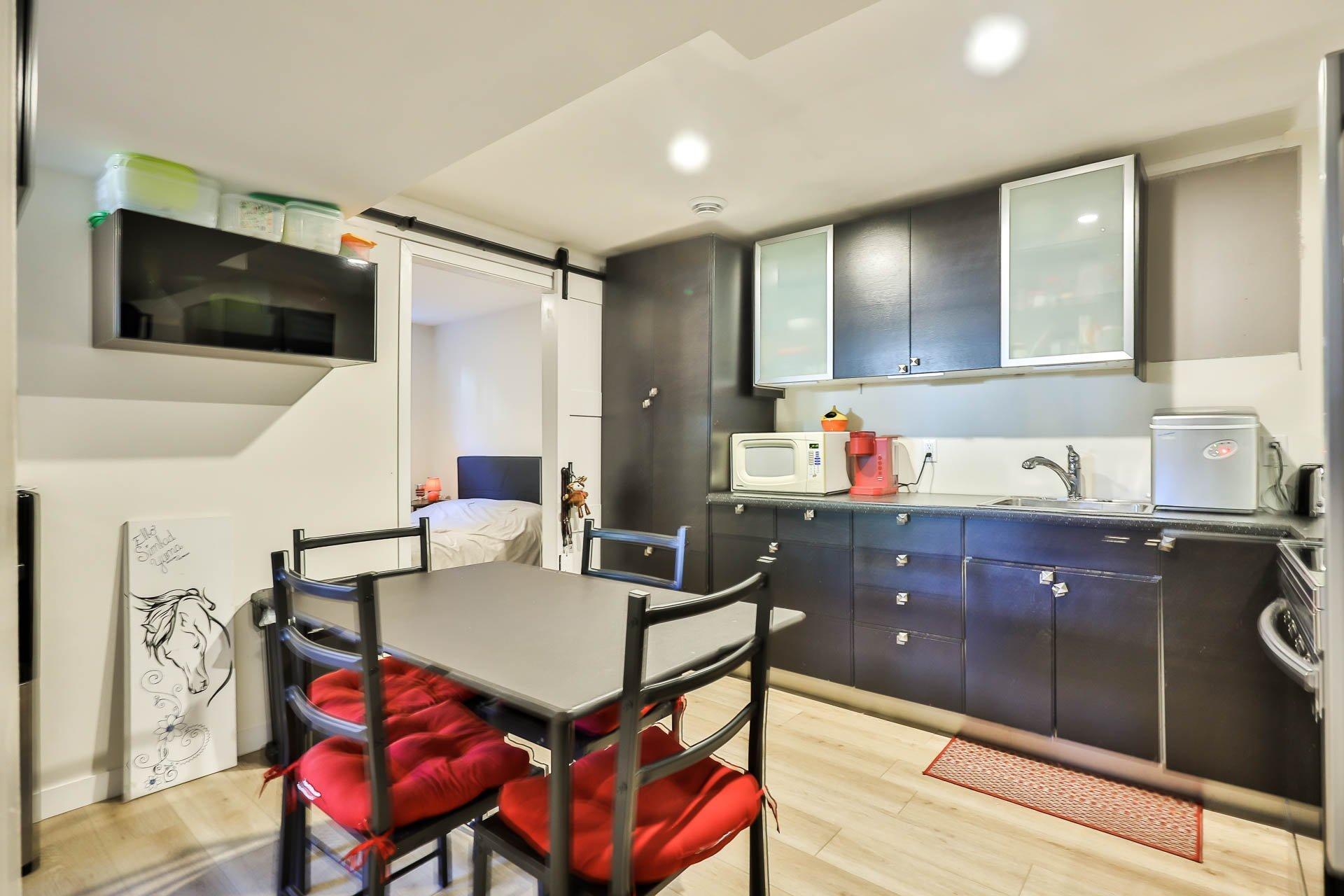 









657


Rue Sigouin

,
Gatineau (Gatineau),




QC
J8P5H7

