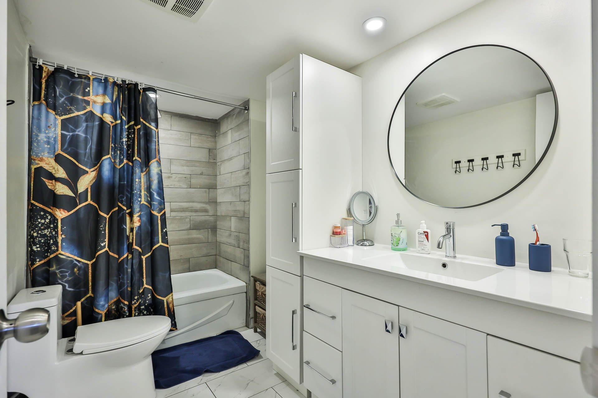 









657


Rue Sigouin

,
Gatineau (Gatineau),




QC
J8P5H7

