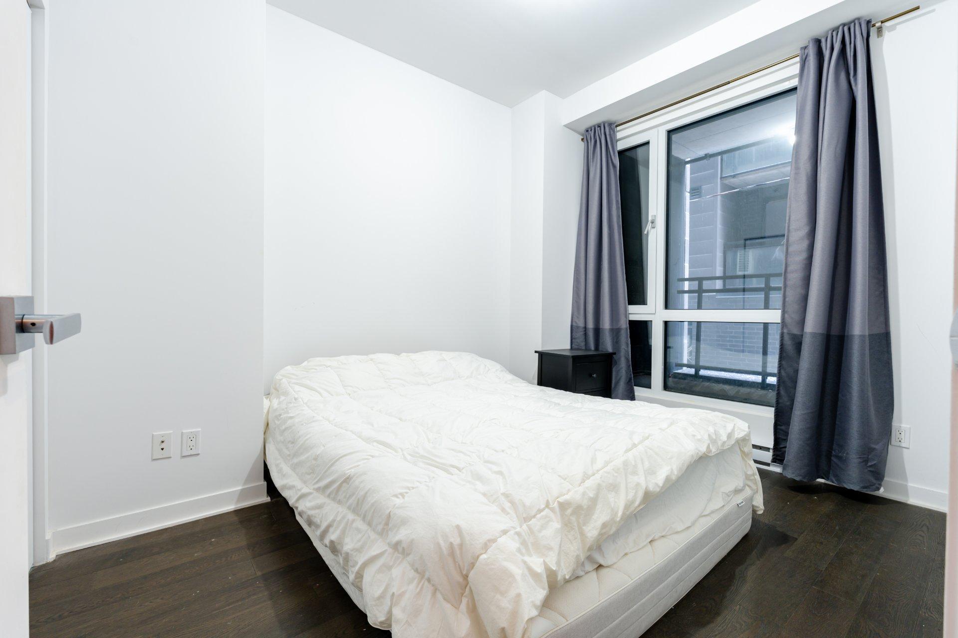 









1160


Rue MacKay

, 209,
Montréal (Ville-Marie),




QC
H3G0G8

