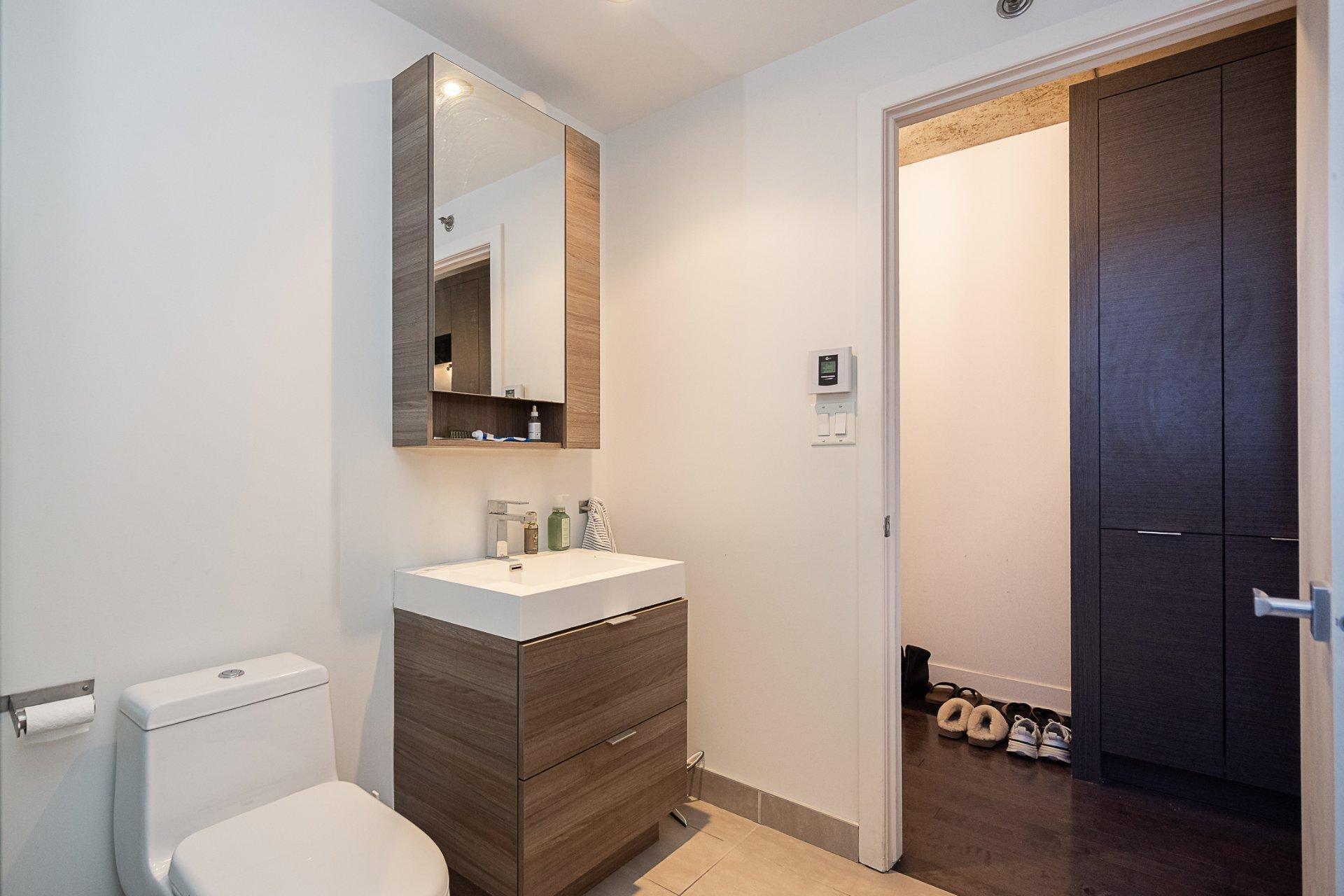 









185


Rue du Séminaire

, 903,
Montréal (Le Sud-Ouest),




QC
H3C2A3

