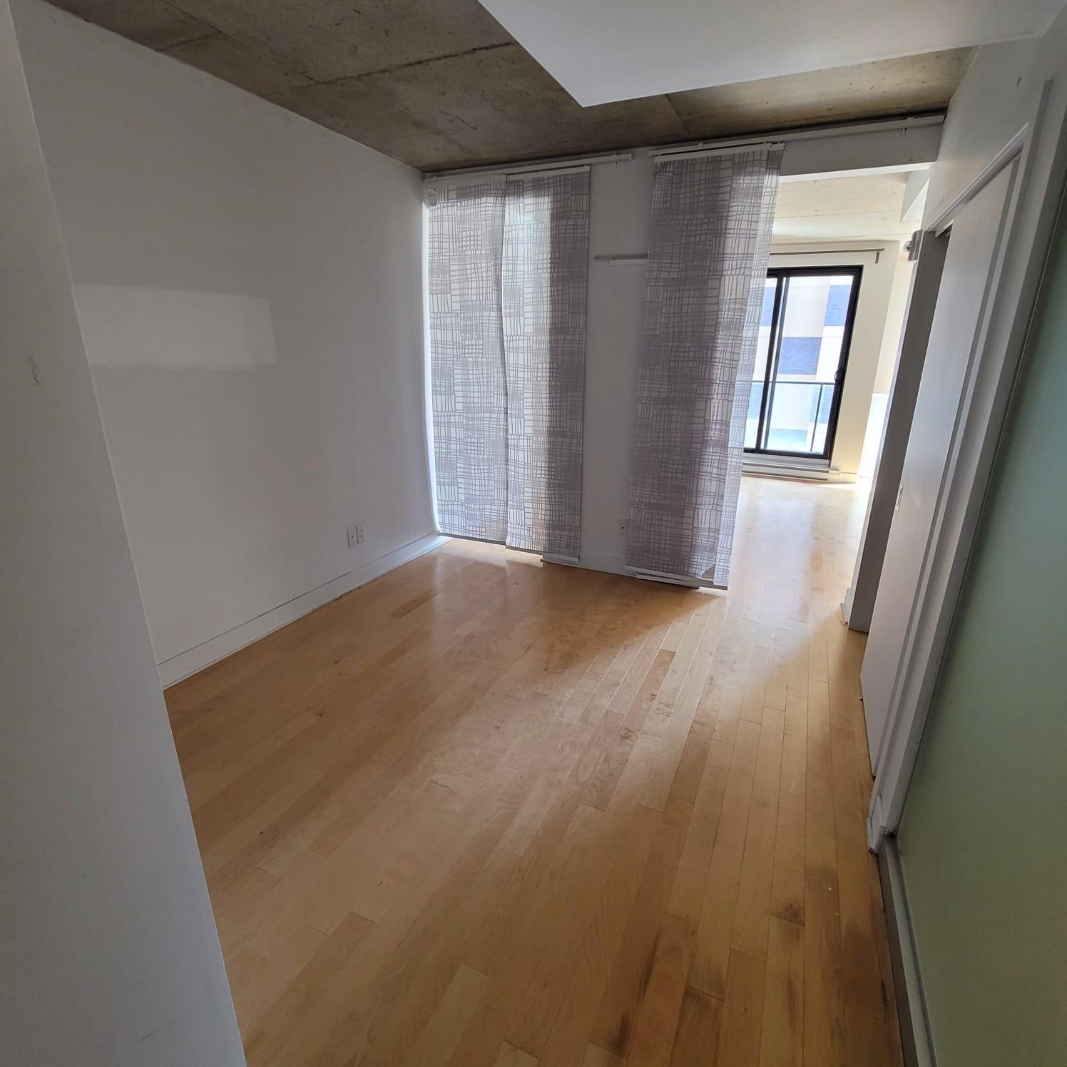 









185


Rue du Séminaire

, 903,
Montréal (Le Sud-Ouest),




QC
H3C2A3

