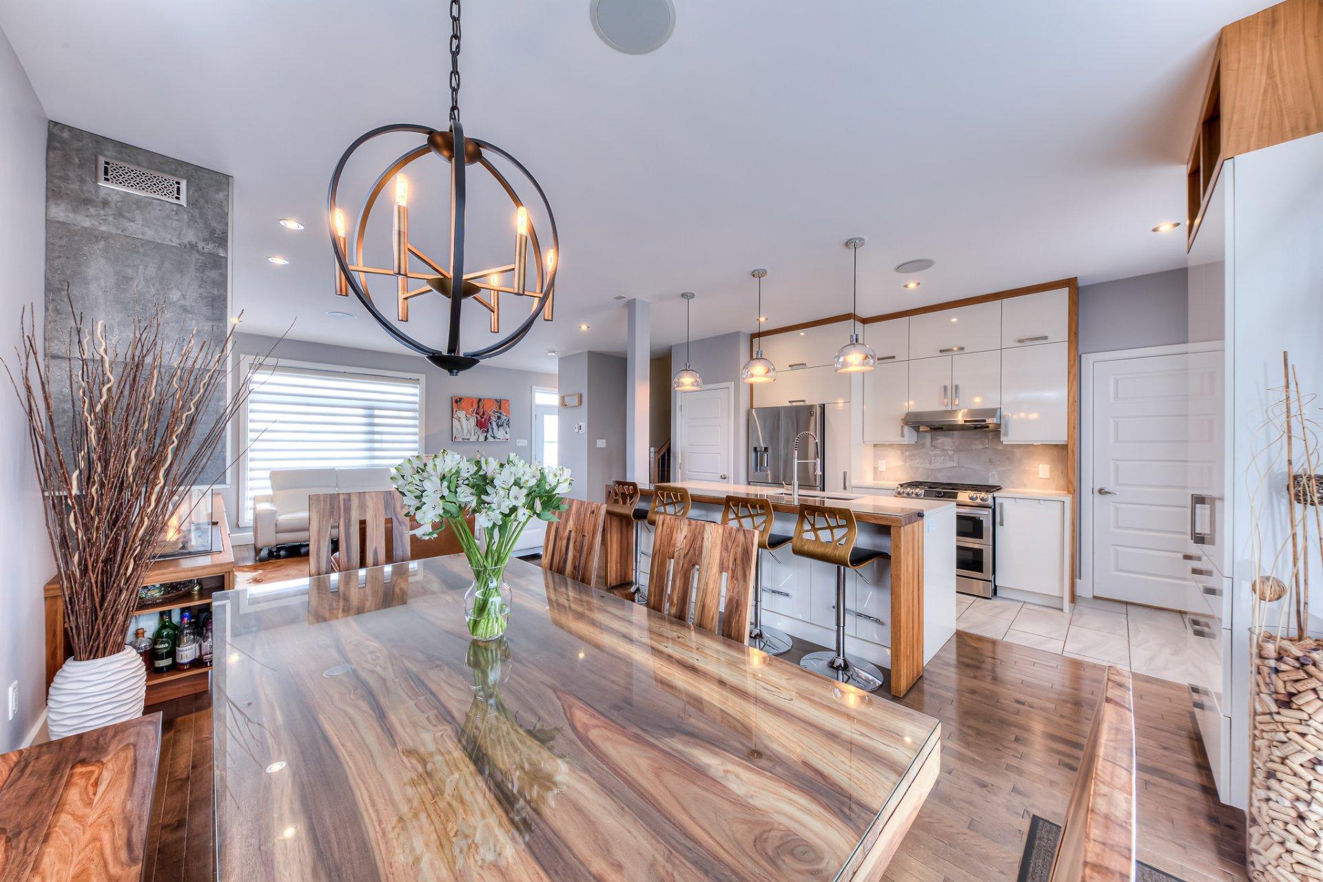 









16620


Rue Iberville

,
Mirabel,




QC
J7J0A2

