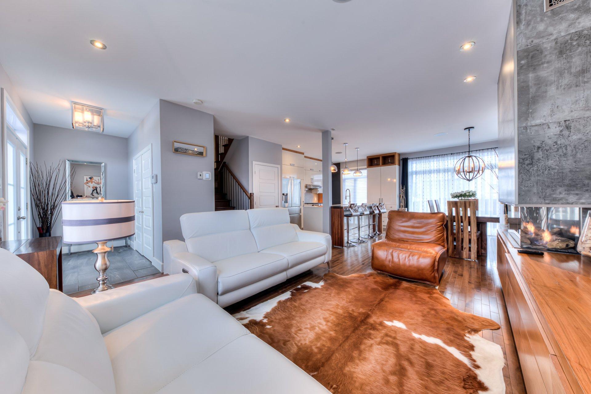 









16620


Rue Iberville

,
Mirabel,




QC
J7J0A2

