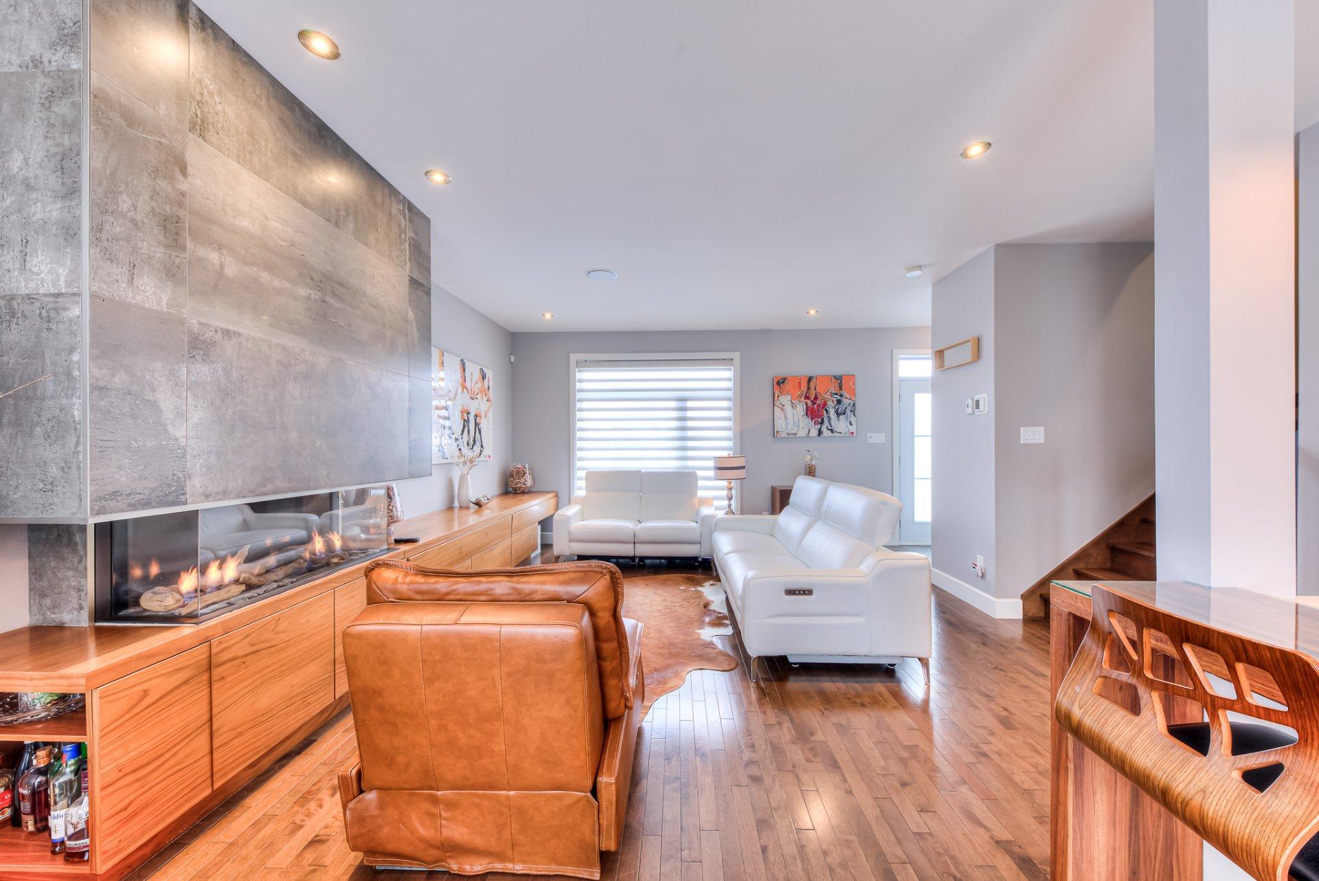 









16620


Rue Iberville

,
Mirabel,




QC
J7J0A2

