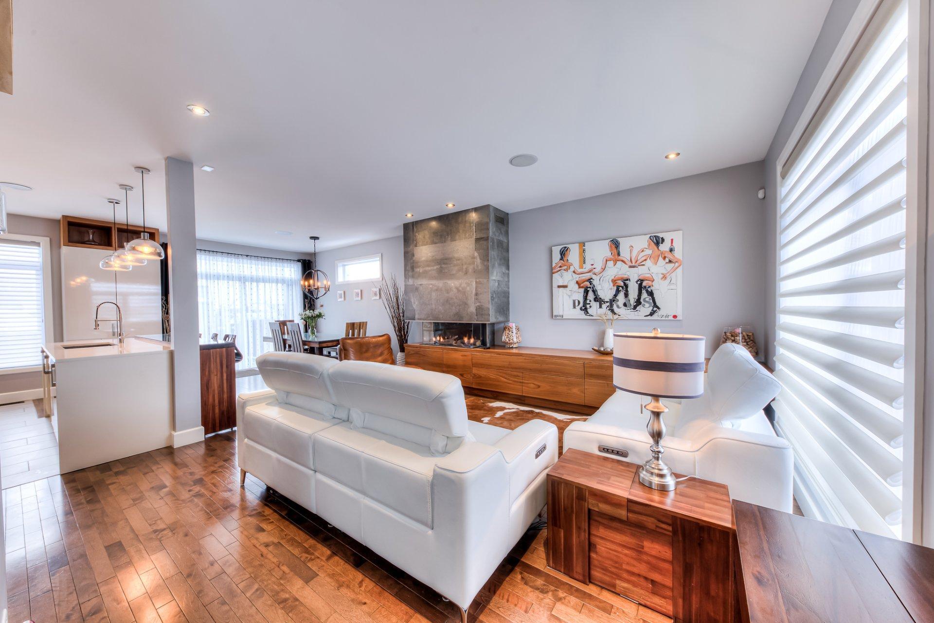 









16620


Rue Iberville

,
Mirabel,




QC
J7J0A2

