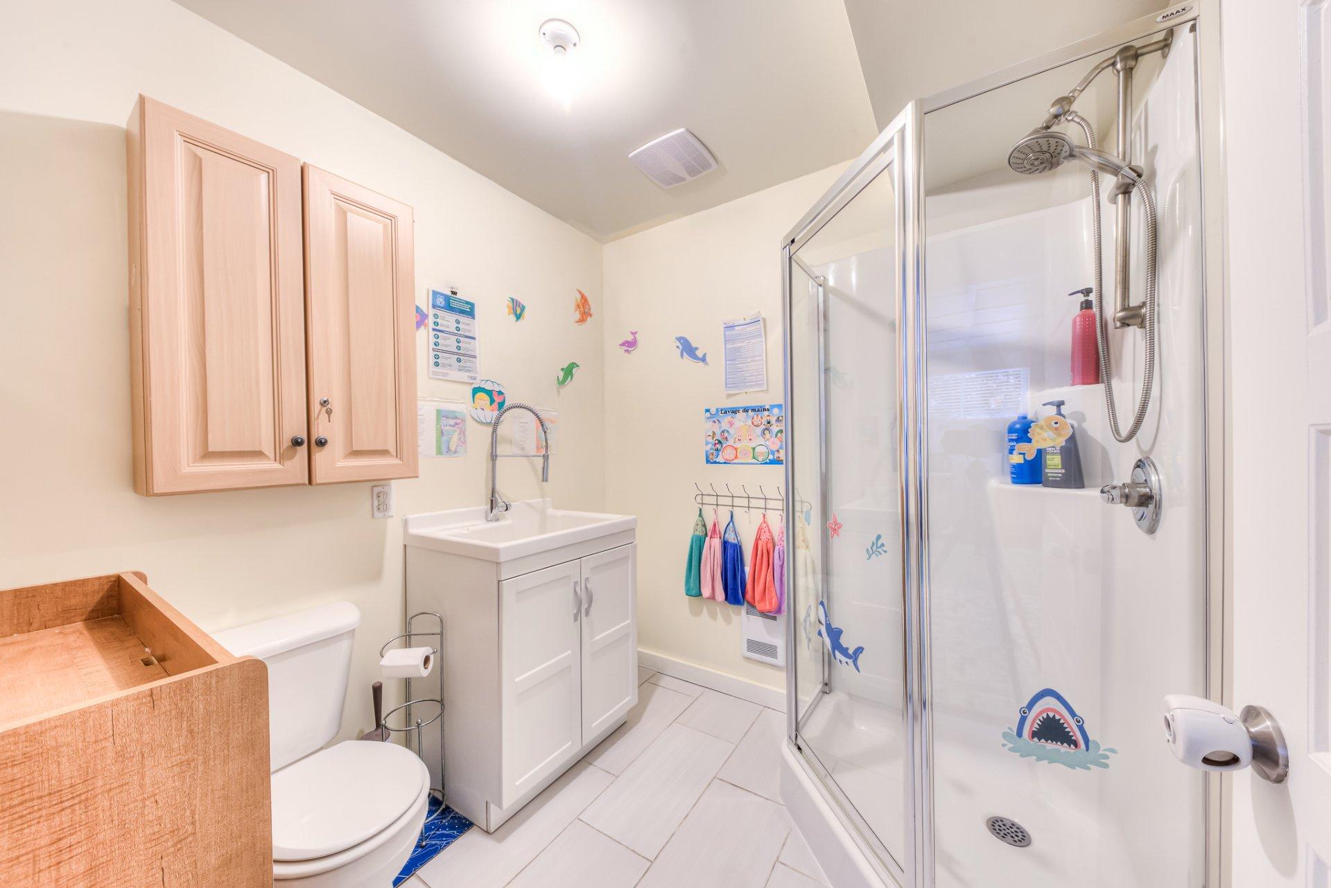 









16620


Rue Iberville

,
Mirabel,




QC
J7J0A2

