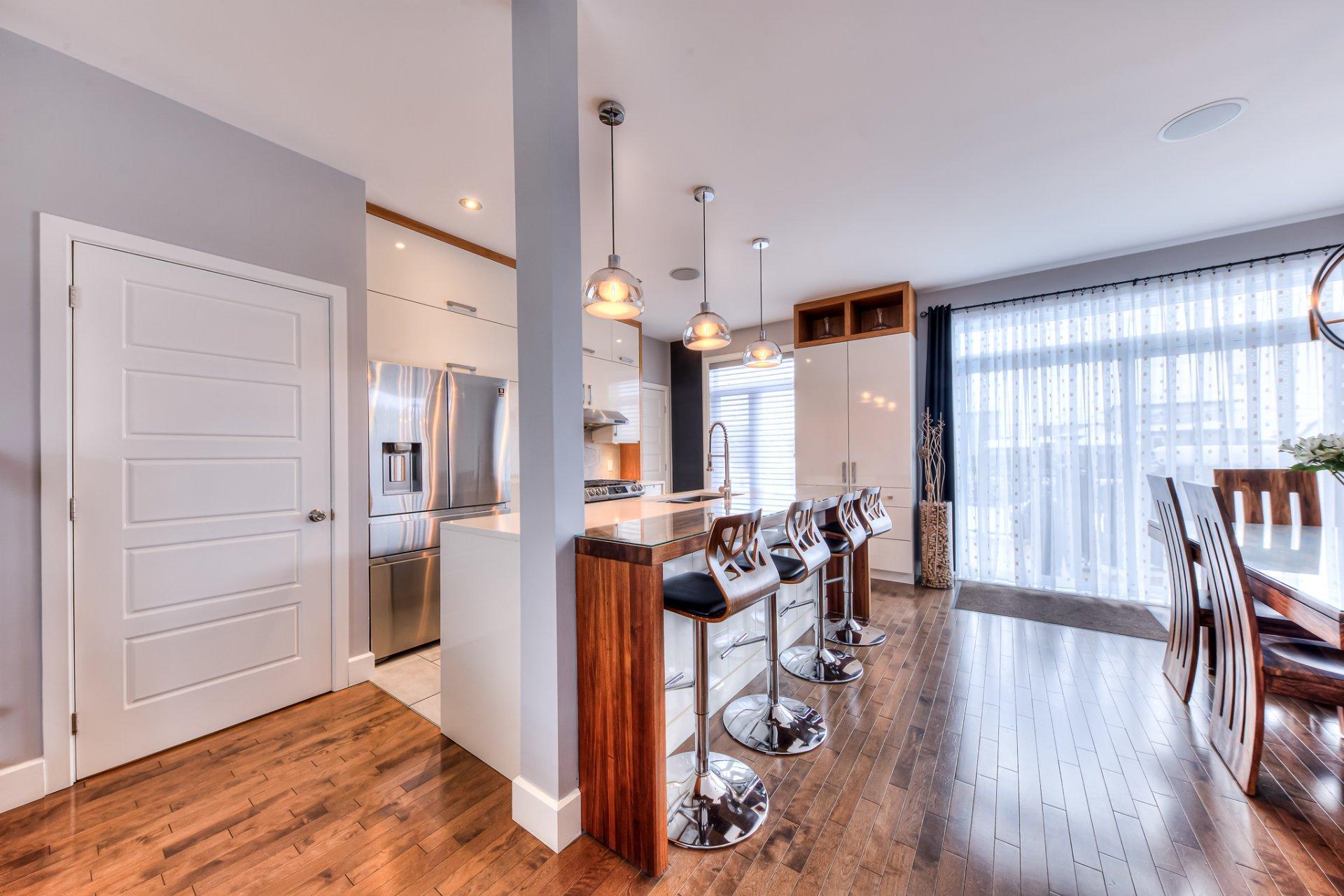 









16620


Rue Iberville

,
Mirabel,




QC
J7J0A2

