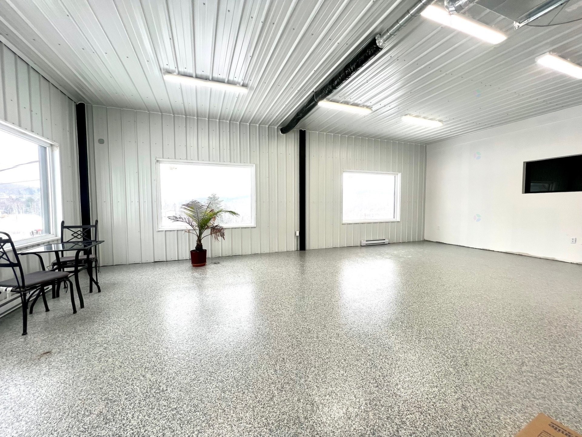 









55


Ch. Industriel

, 201,
Val-des-Monts,




QC
J8N0L7

