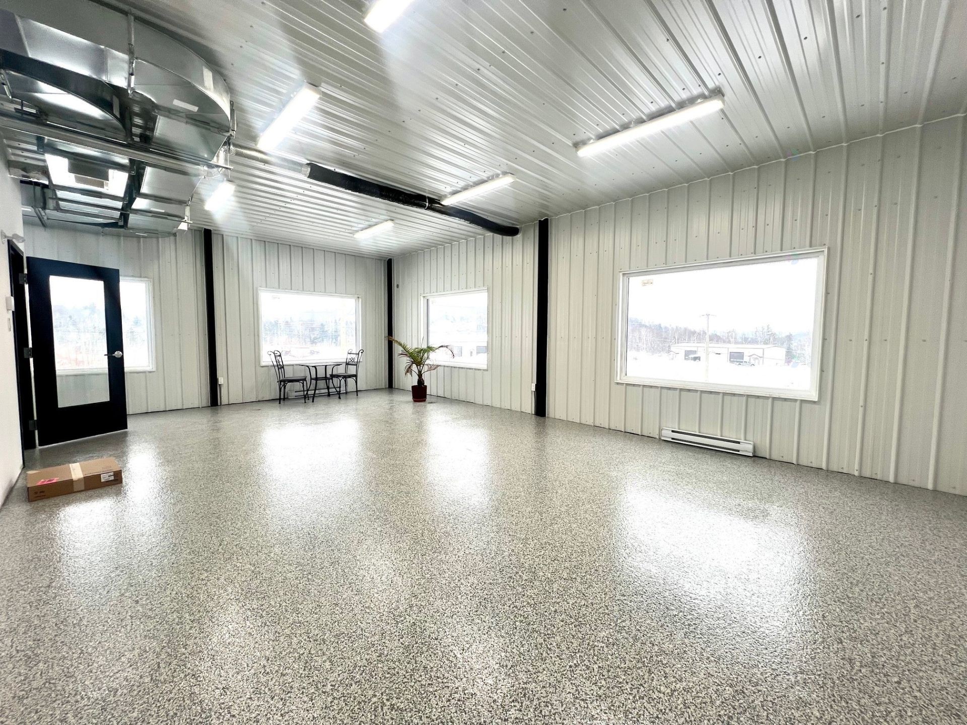 









55


Ch. Industriel

, 201,
Val-des-Monts,




QC
J8N0L7

