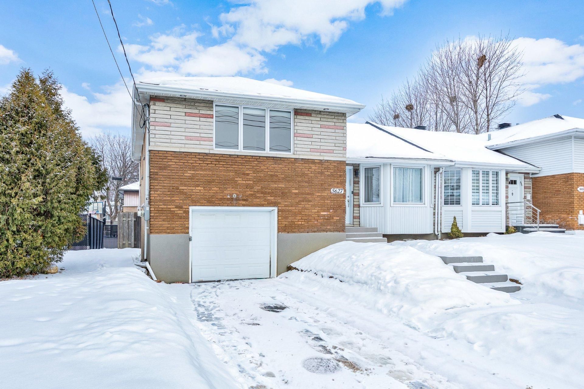 









5627


Av. Melling

,
Côte-Saint-Luc,




QC
H4W2C1

