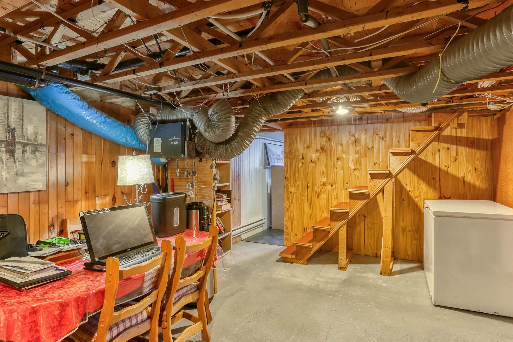 









3361


Ch. du Tour-du-Lac

,
Hérouxville,




QC
G0X1J0

