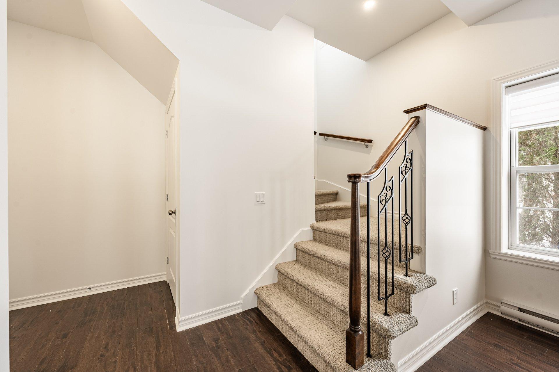 









130


Boul. de Bromont

, 101,
Bromont,




QC
J2L2K8

