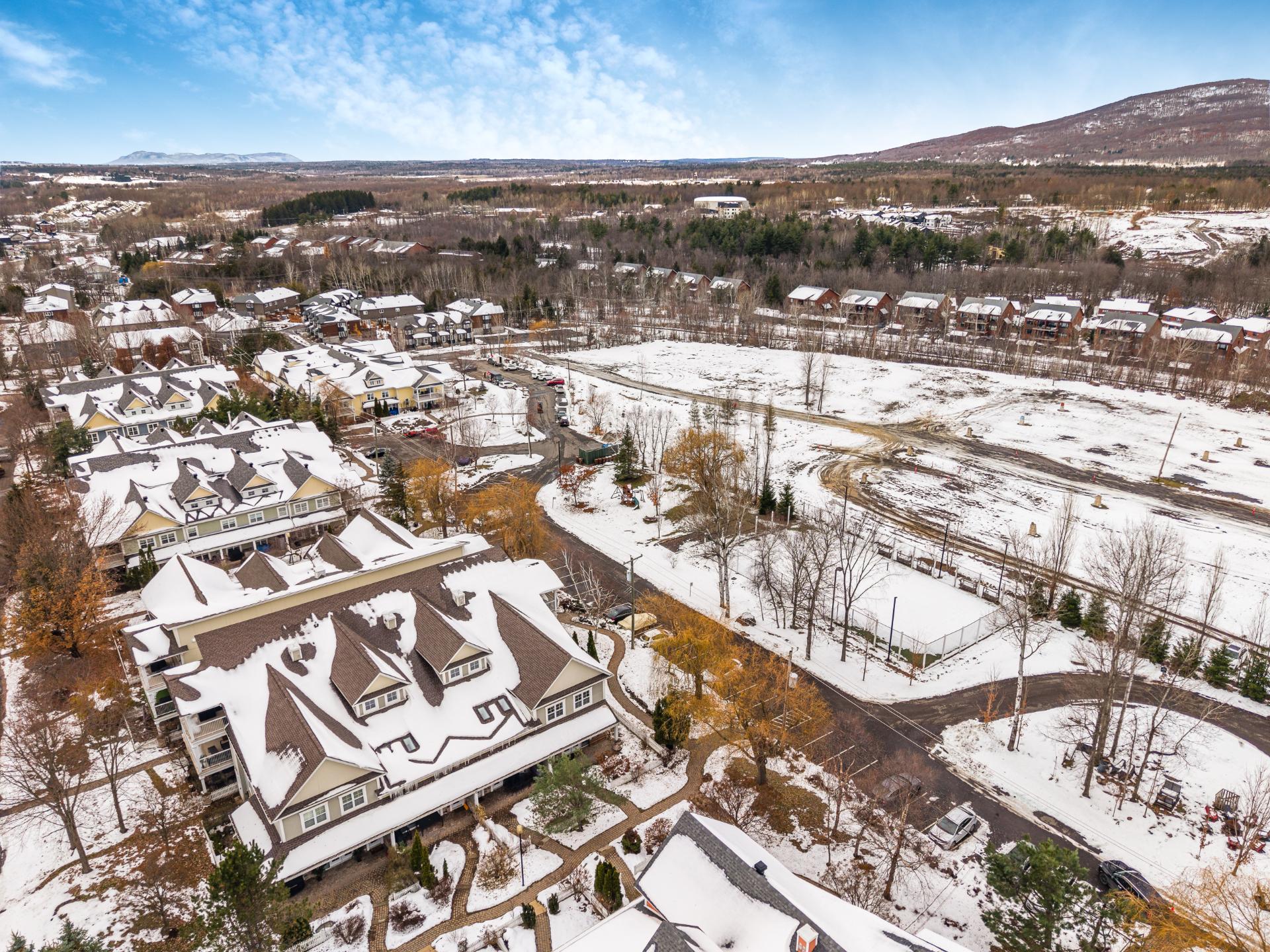 









130


Boul. de Bromont

, 101,
Bromont,




QC
J2L2K8

